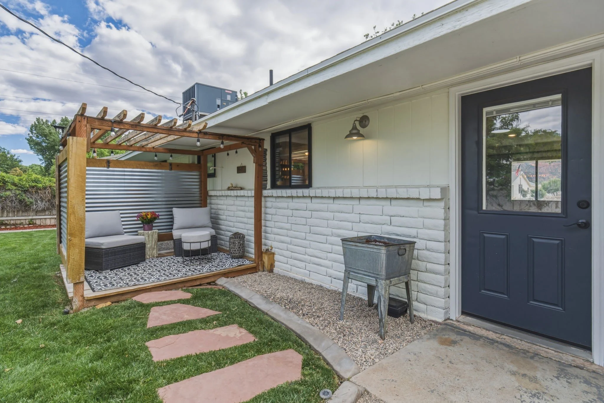 30-web-or-mls-373S100W-AQC-29.jpg