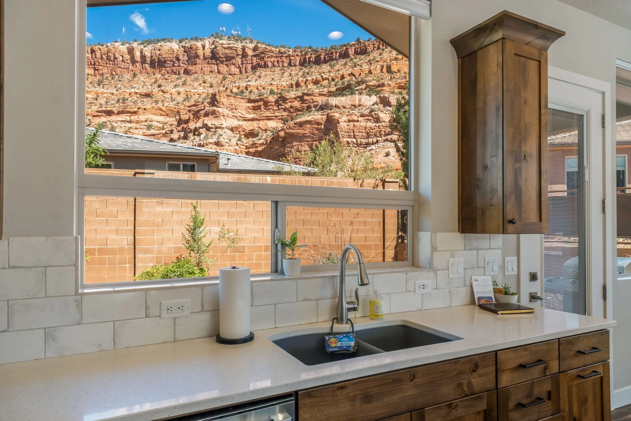 18-web-or-mls-567Rainmaker-AQC-39.jpg