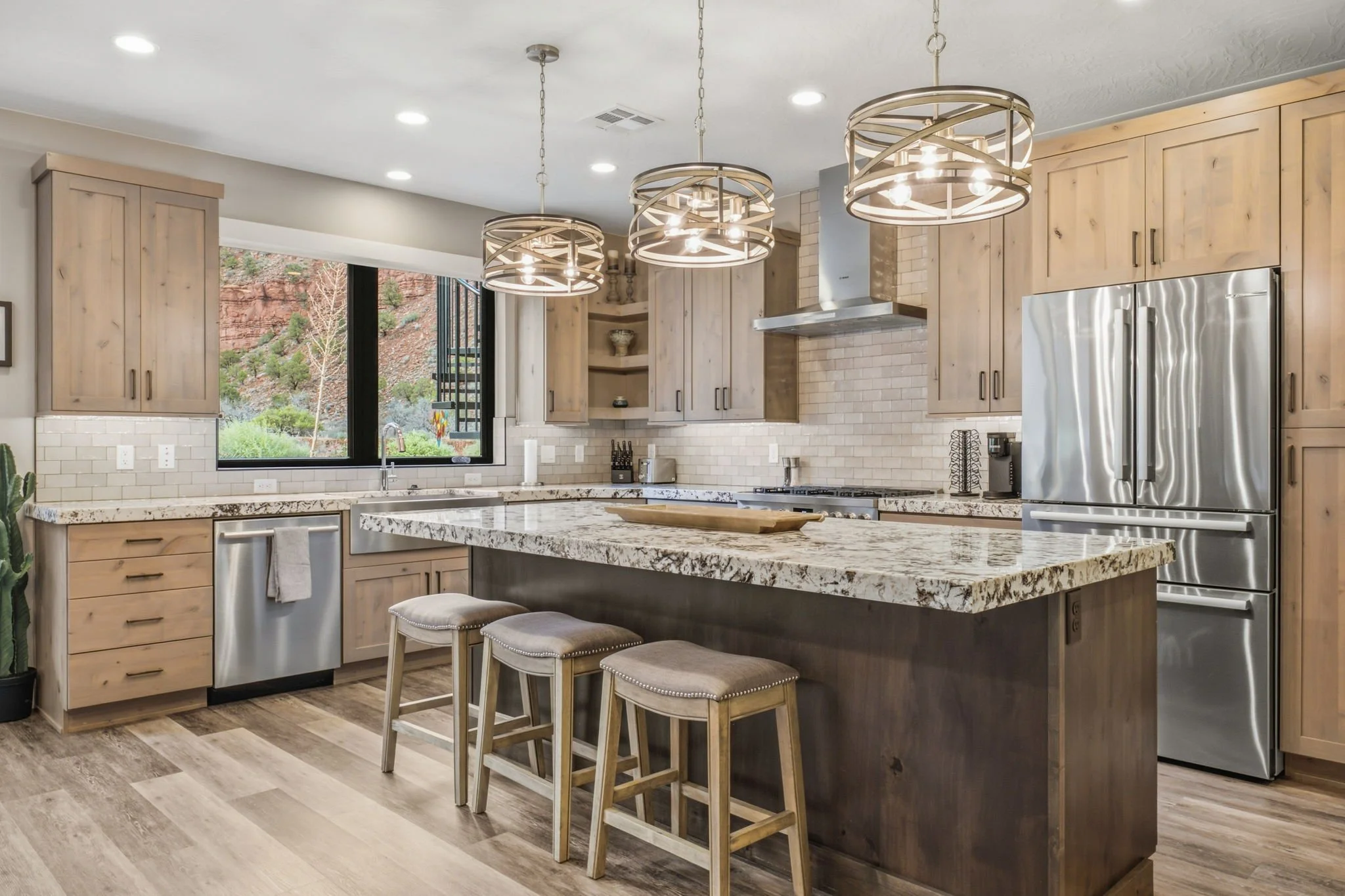 14-web-or-mls-760TomsCanyon-AQC-16.jpg