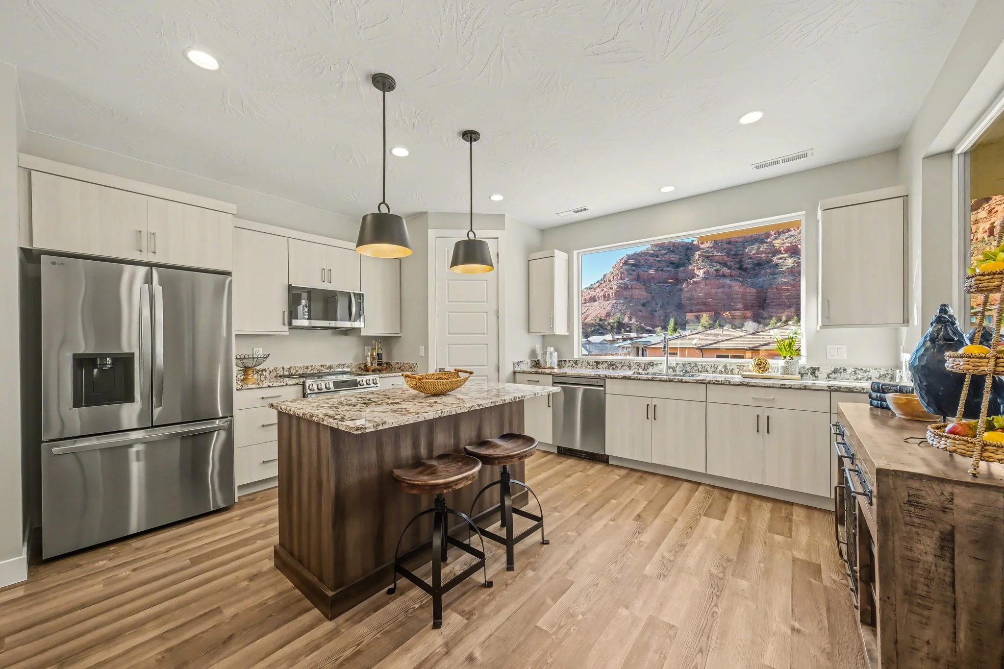 10-web-or-mls-587ElValle-14.jpg