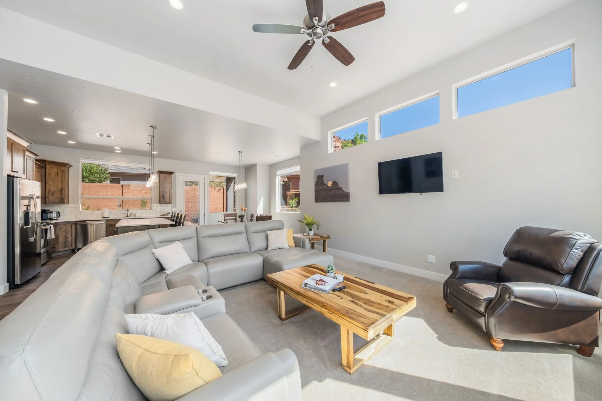 10-web-or-mls-567Rainmaker-AQC-10.jpg