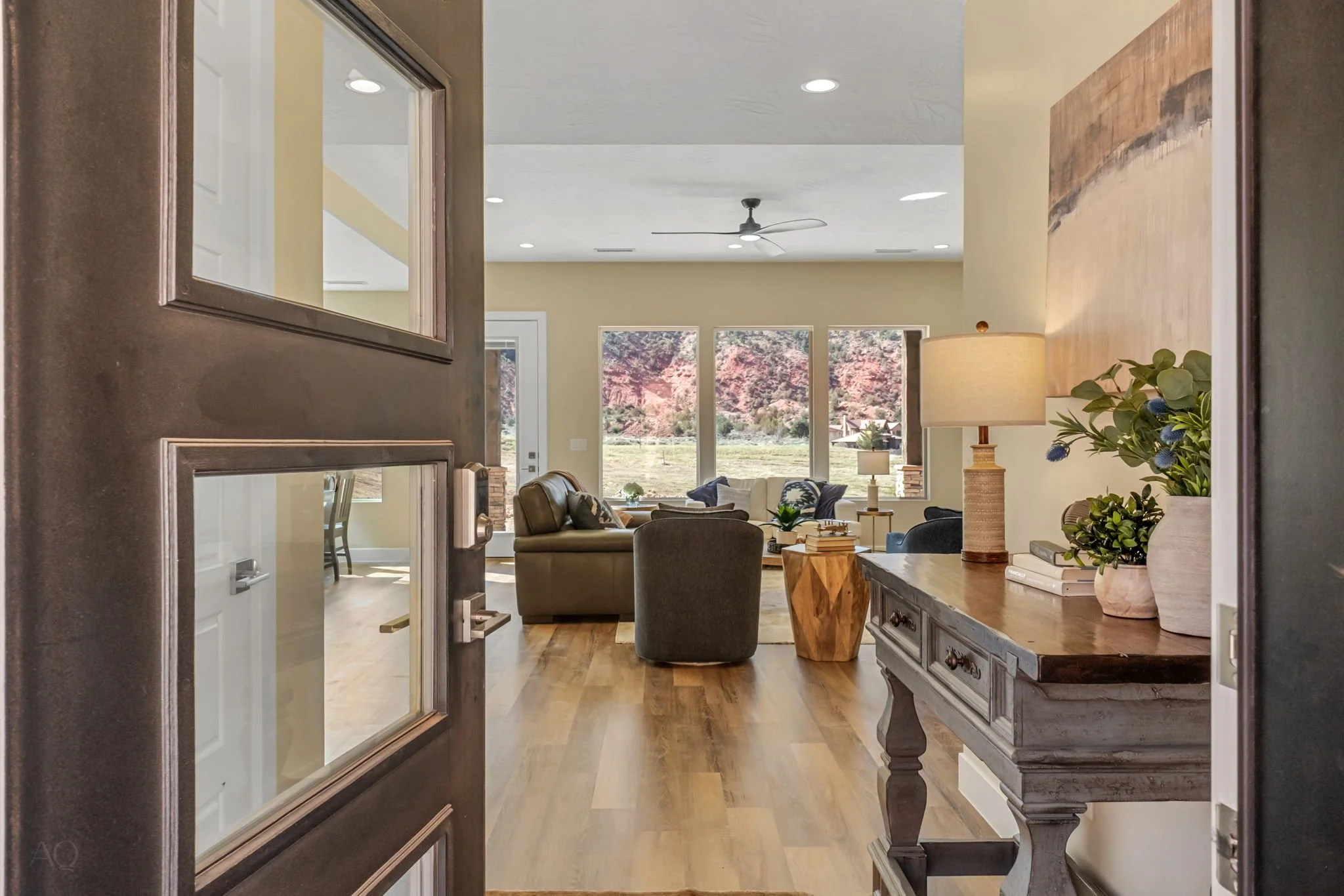 3-web-or-mls-596Rainmaker-AQC-3.jpg