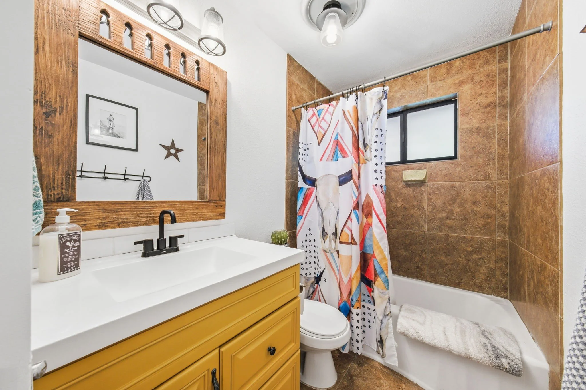 24-web-or-mls-373S100W-AQC-23.jpg