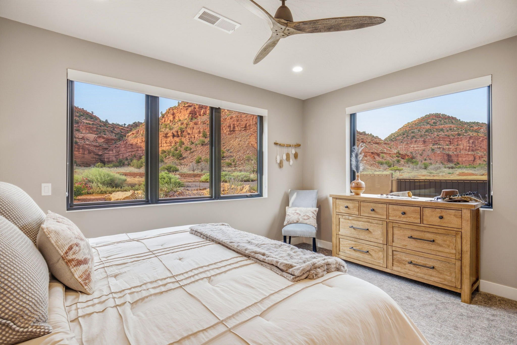 41-web-or-mls-760TomsCanyon-AQC-24.jpg
