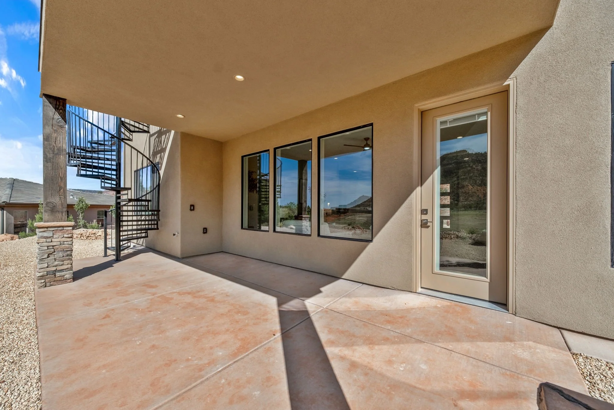 40-web-or-mls-596Rainmaker-AQC-40.jpg