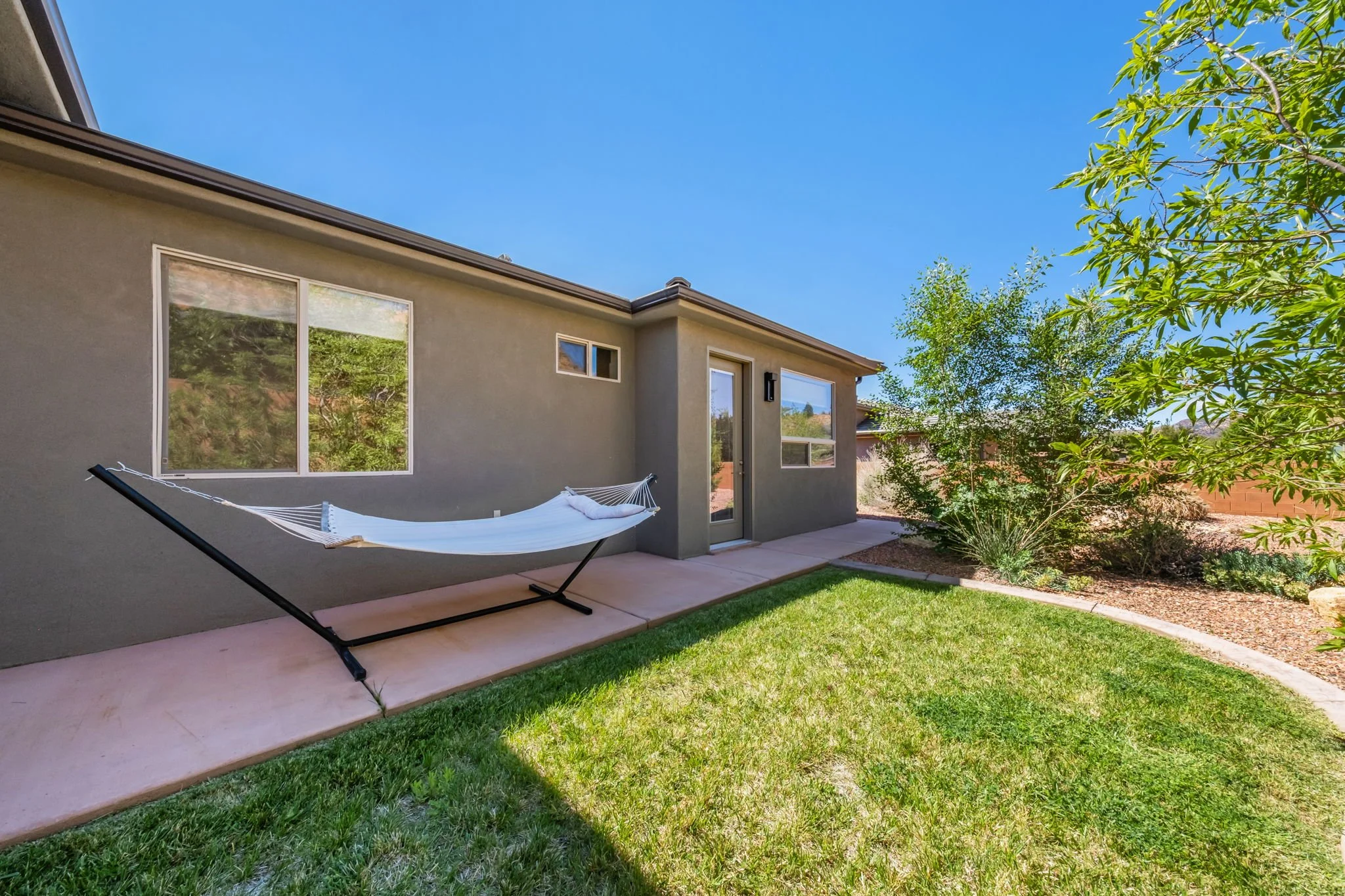 38-web-or-mls-567Rainmaker-AQC-37.jpg