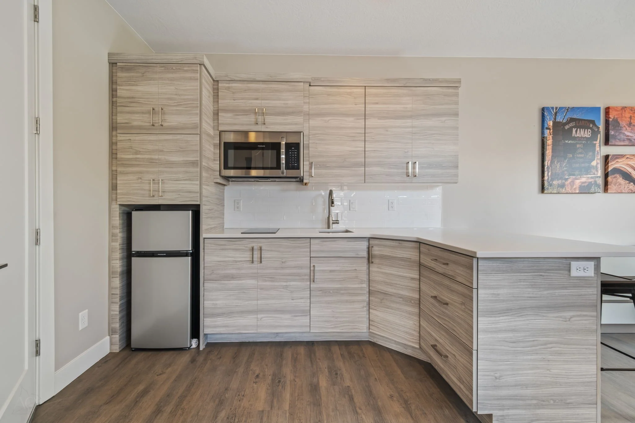 38-web-or-mls-26-print-484Mohawk-AQC-26.jpg