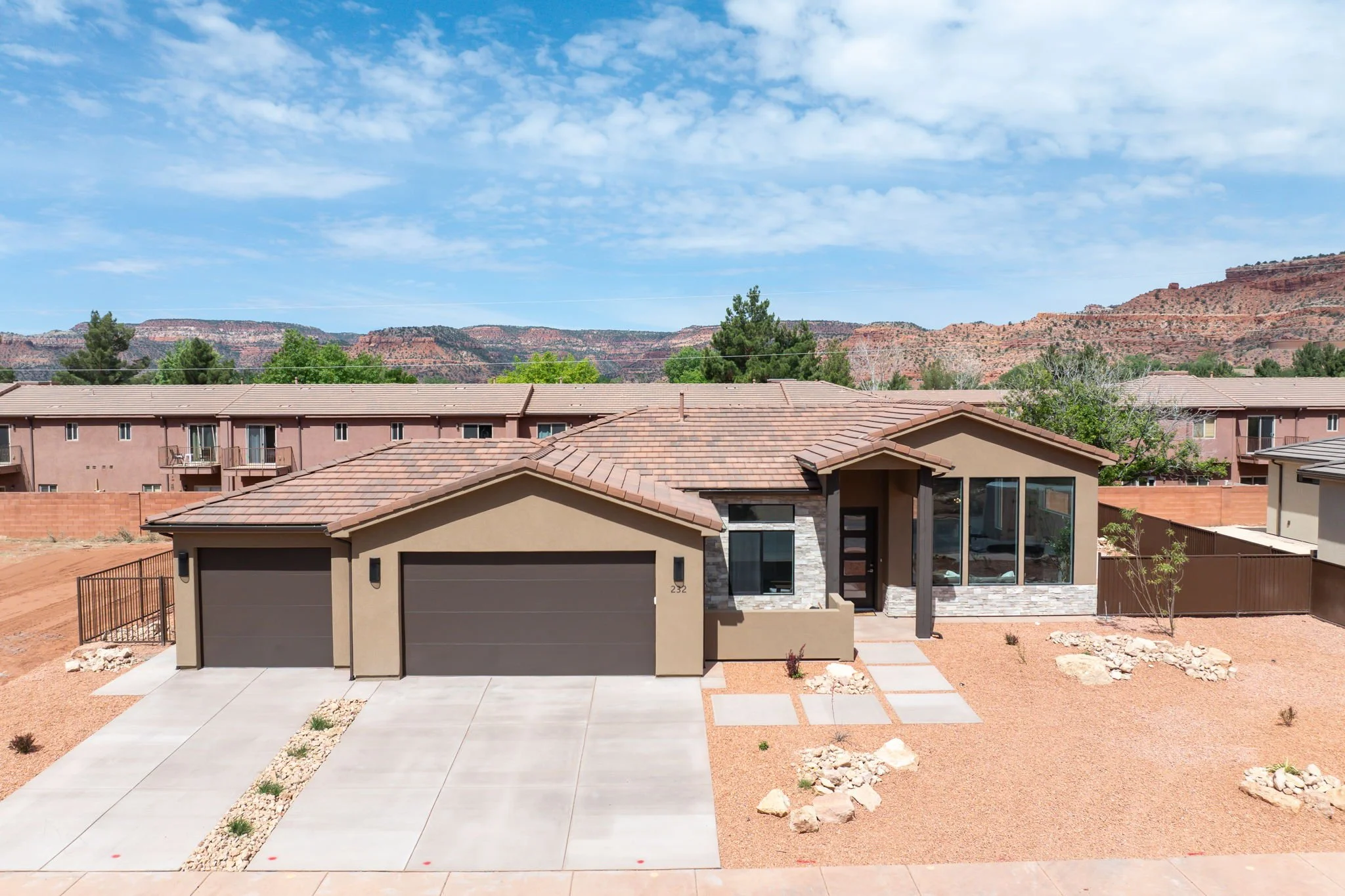 37-web-or-mls-232LADERALN-AQC-37.jpg
