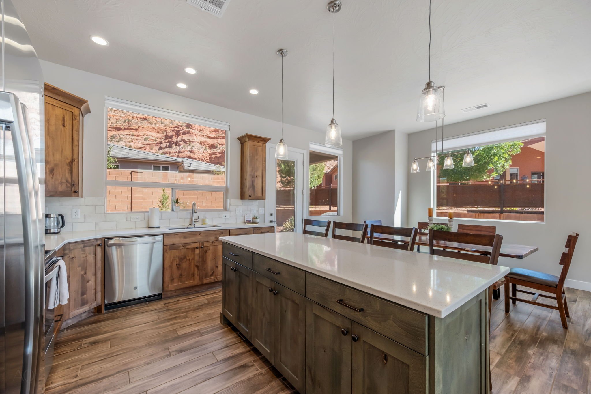 16-web-or-mls-567Rainmaker-AQC-16.jpg