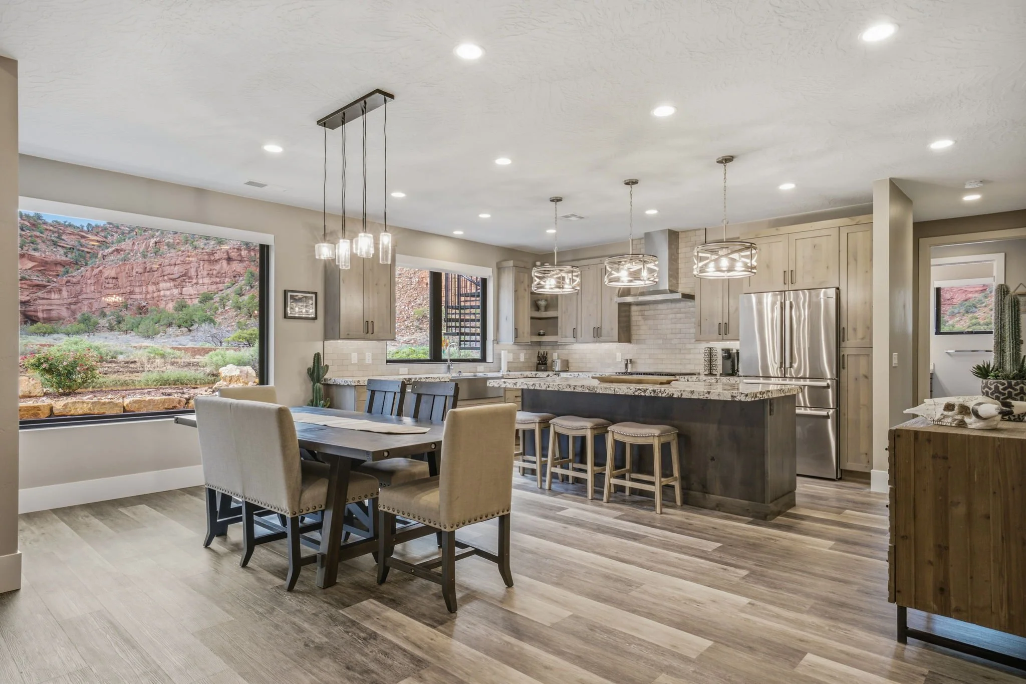 13-web-or-mls-760TomsCanyon-AQC-14.jpg