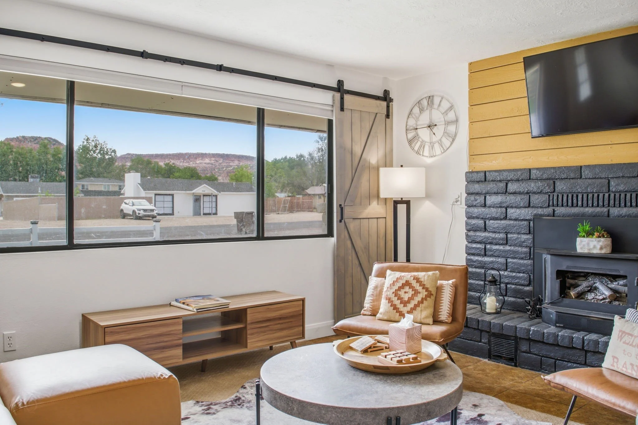 9-web-or-mls-373S100W-AQC-8.jpg