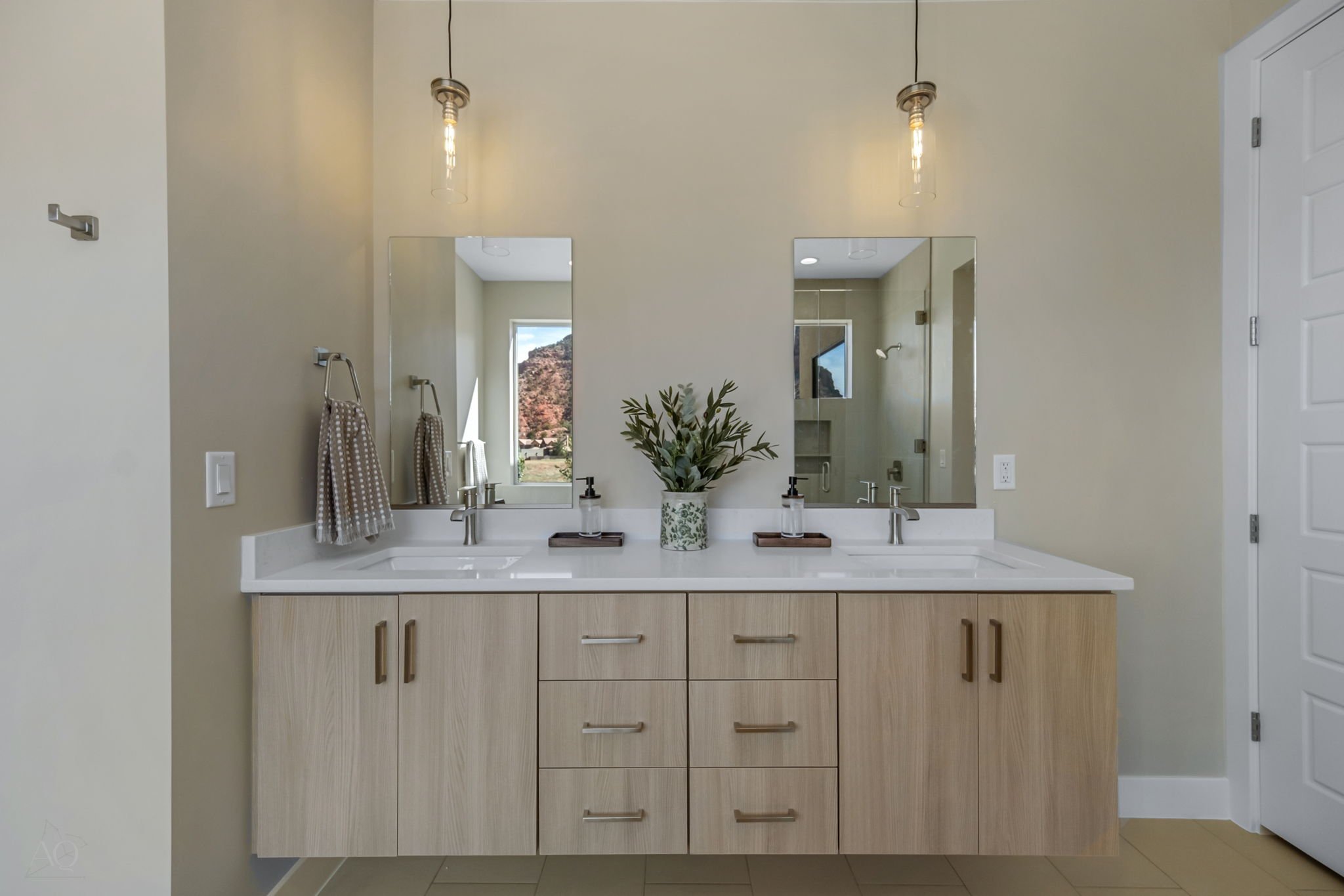 22-web-or-mls-596Rainmaker-AQC-22.jpg