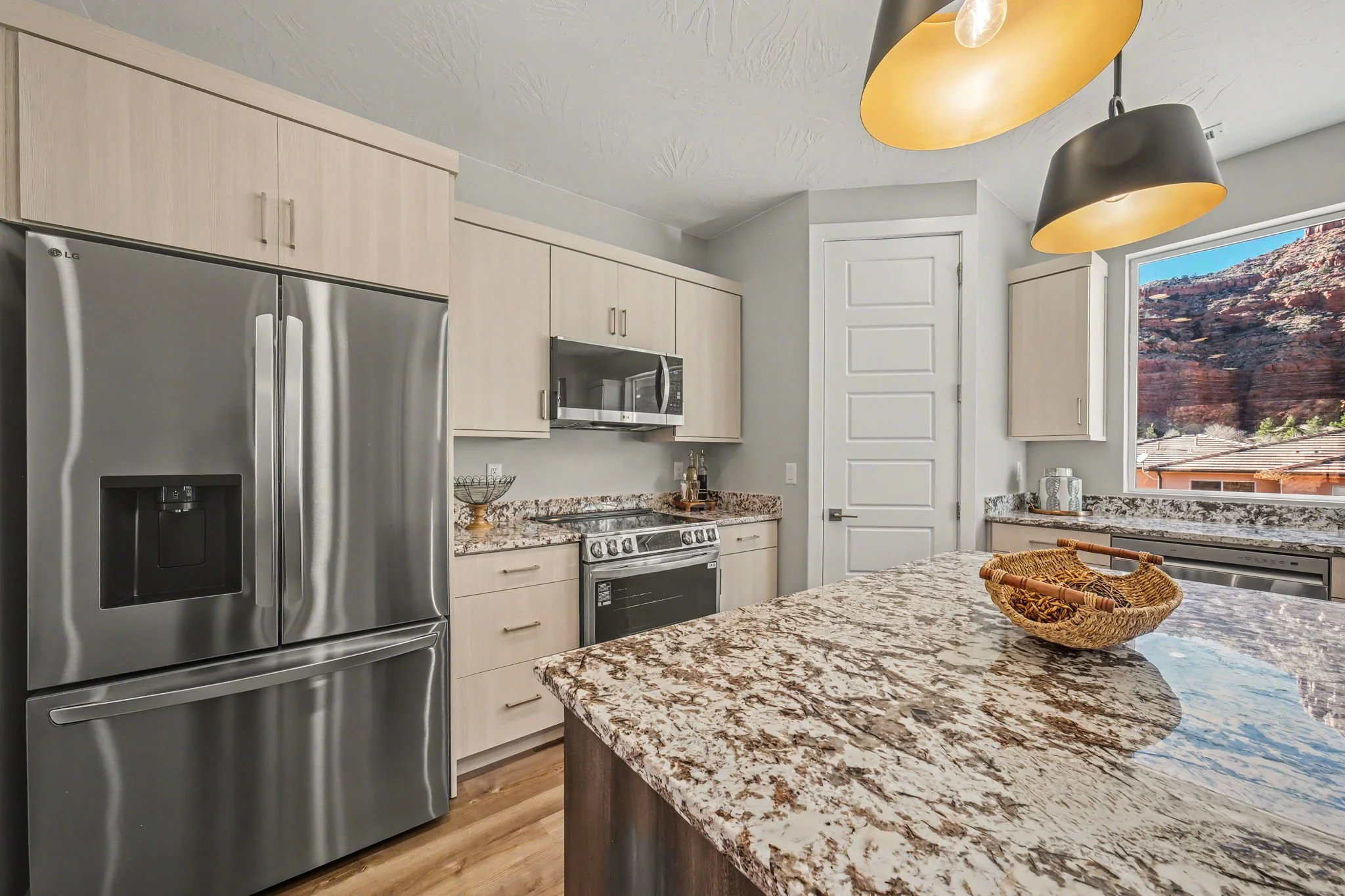 12-web-or-mls-587ElValle-16.jpg