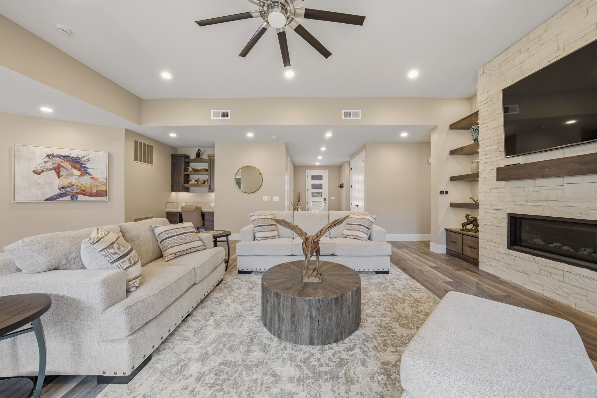 10-web-or-mls-760TomsCanyon-AQC-11.jpg