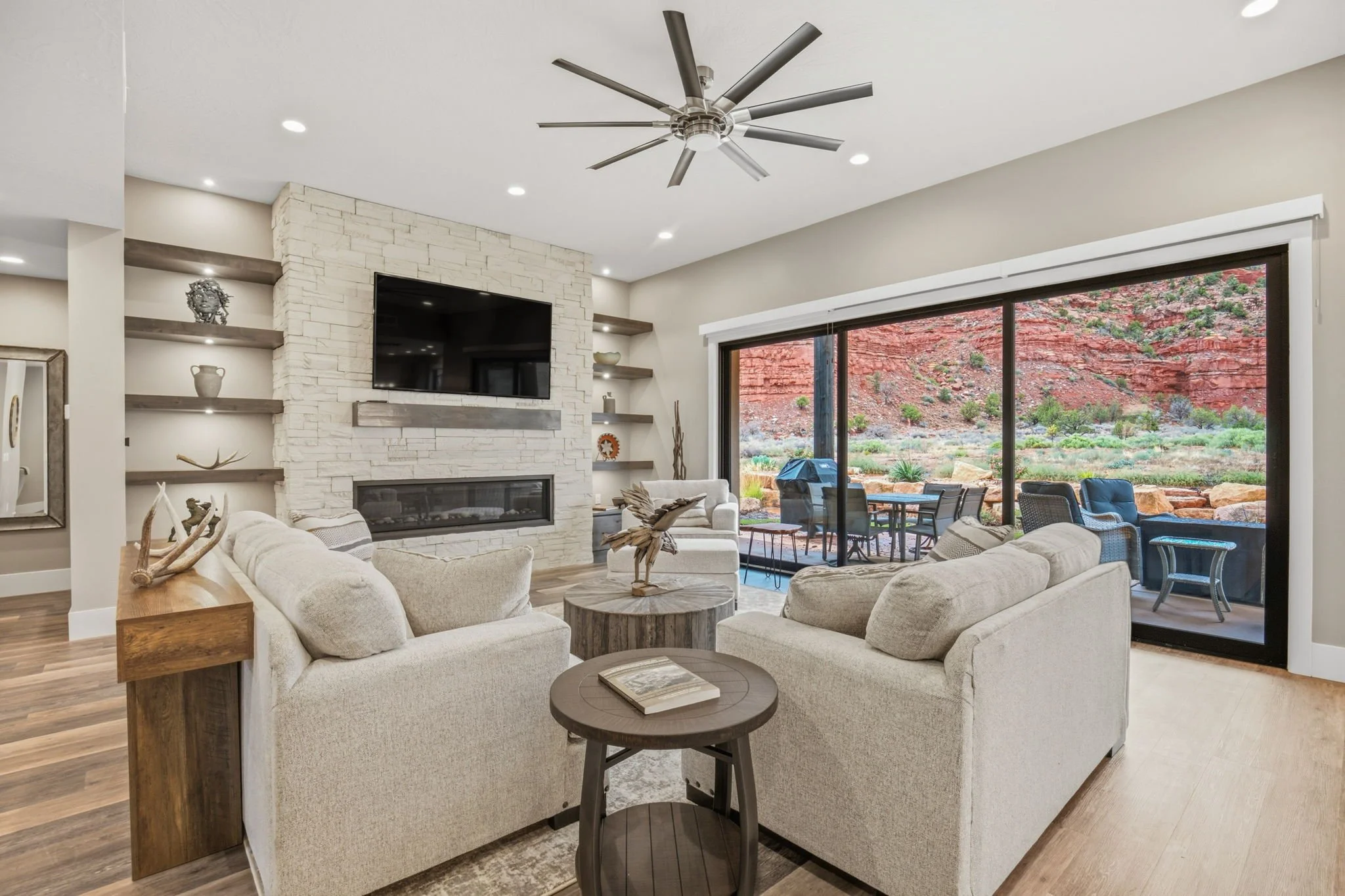 7-web-or-mls-760TomsCanyon-AQC-10.jpg