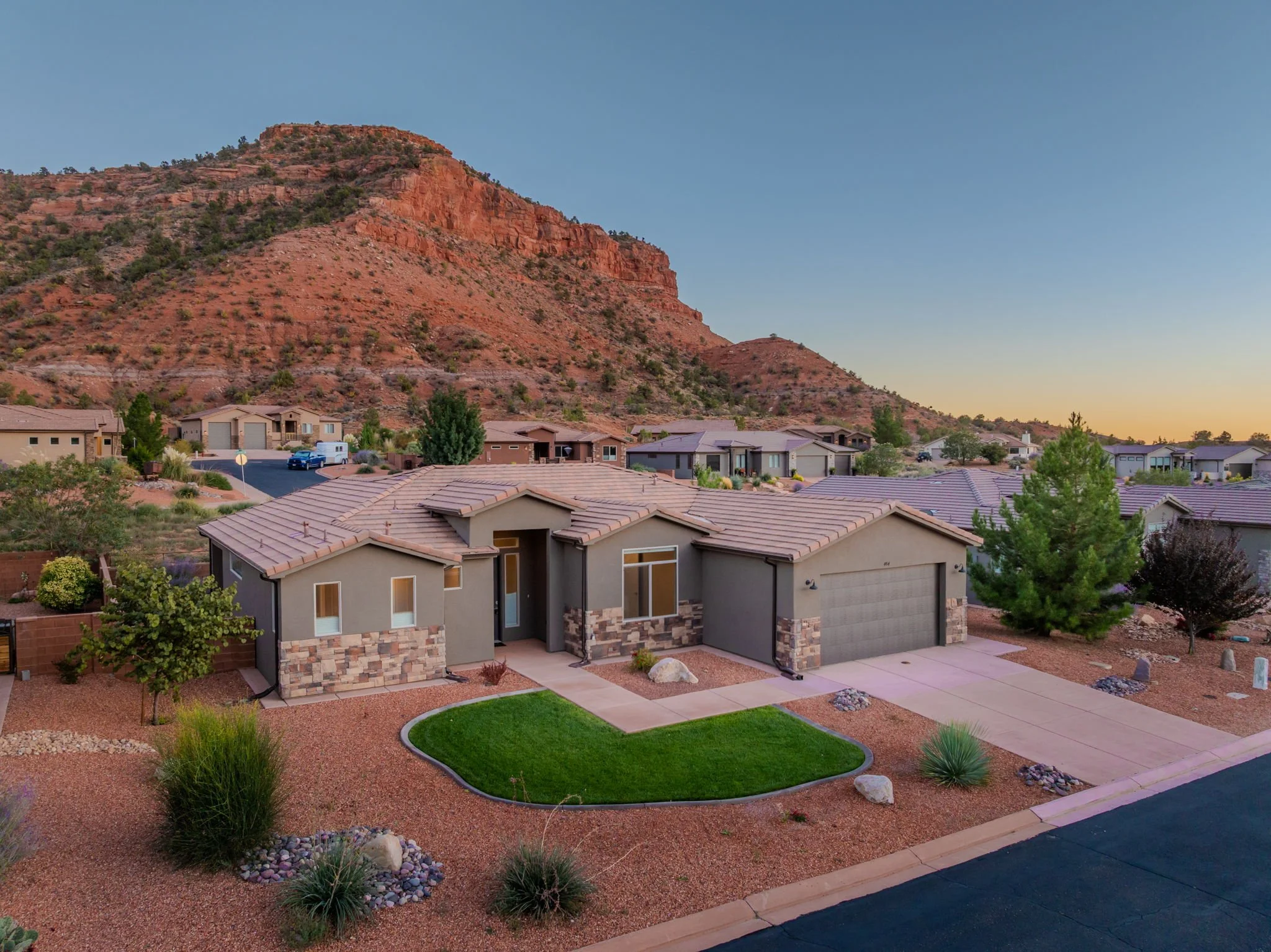 59-web-or-mls-484Mohawk-VIMAProductions-37.jpg