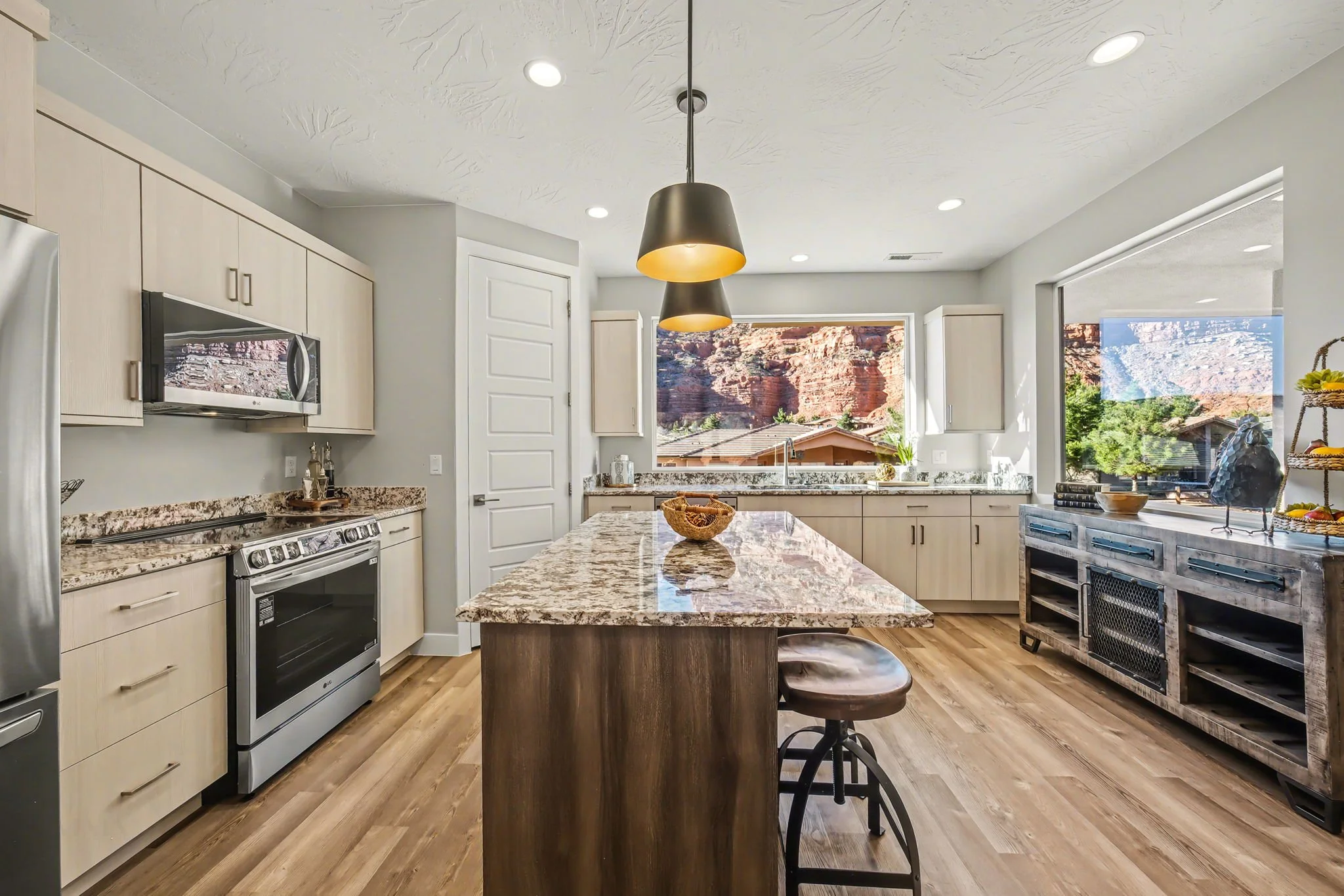 11-web-or-mls-587ElValle-15.jpg