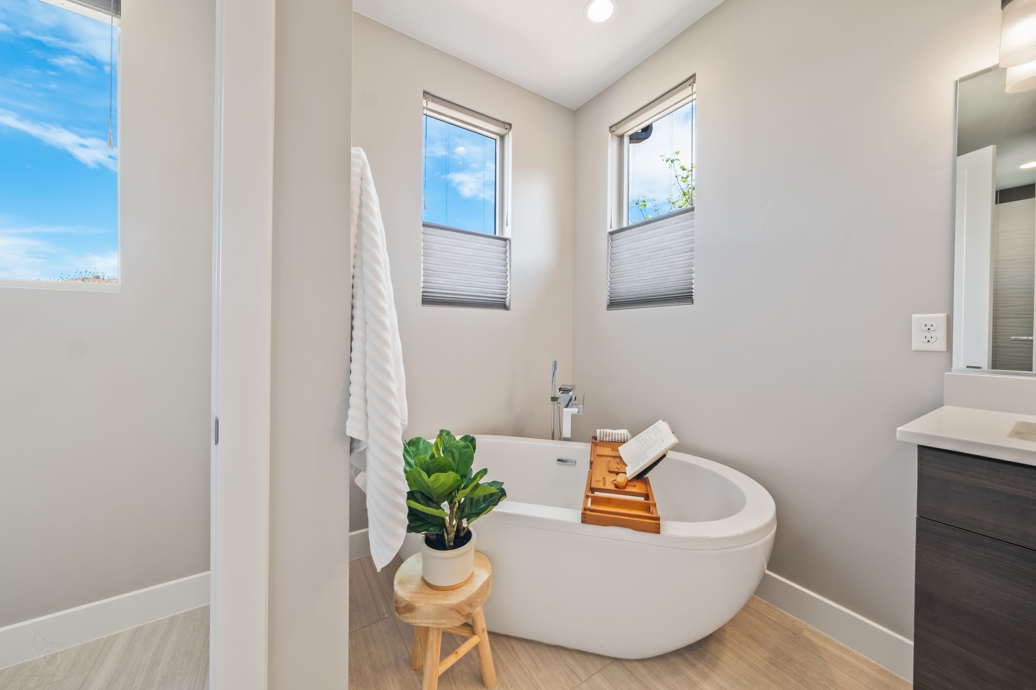 21-web-or-mls-38-print-484Mohawk-AQC-38.jpg