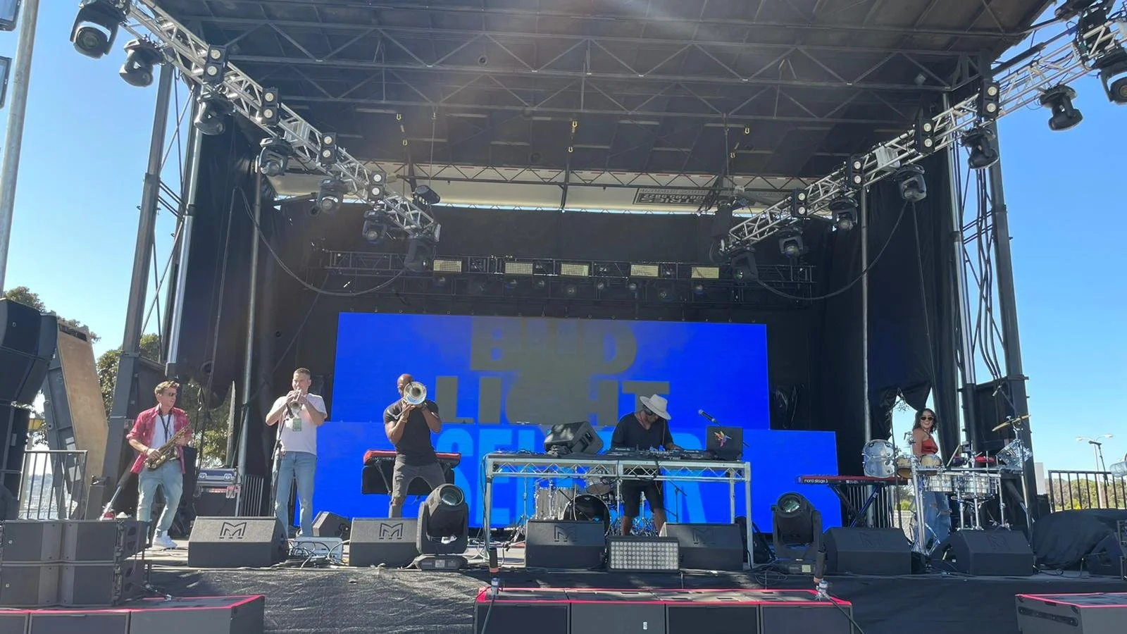 Festival | Global Corporation | Global Brand | Tour