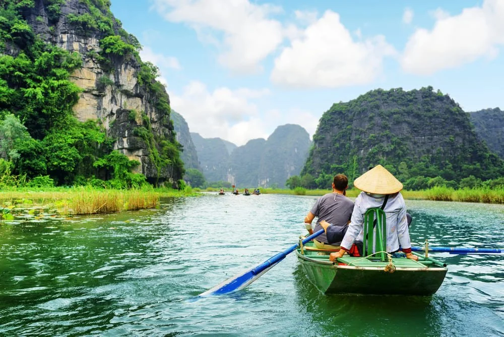 Vietnam - Da Hanoi a Saigon. Dal lento nord, alla vivacità del sud