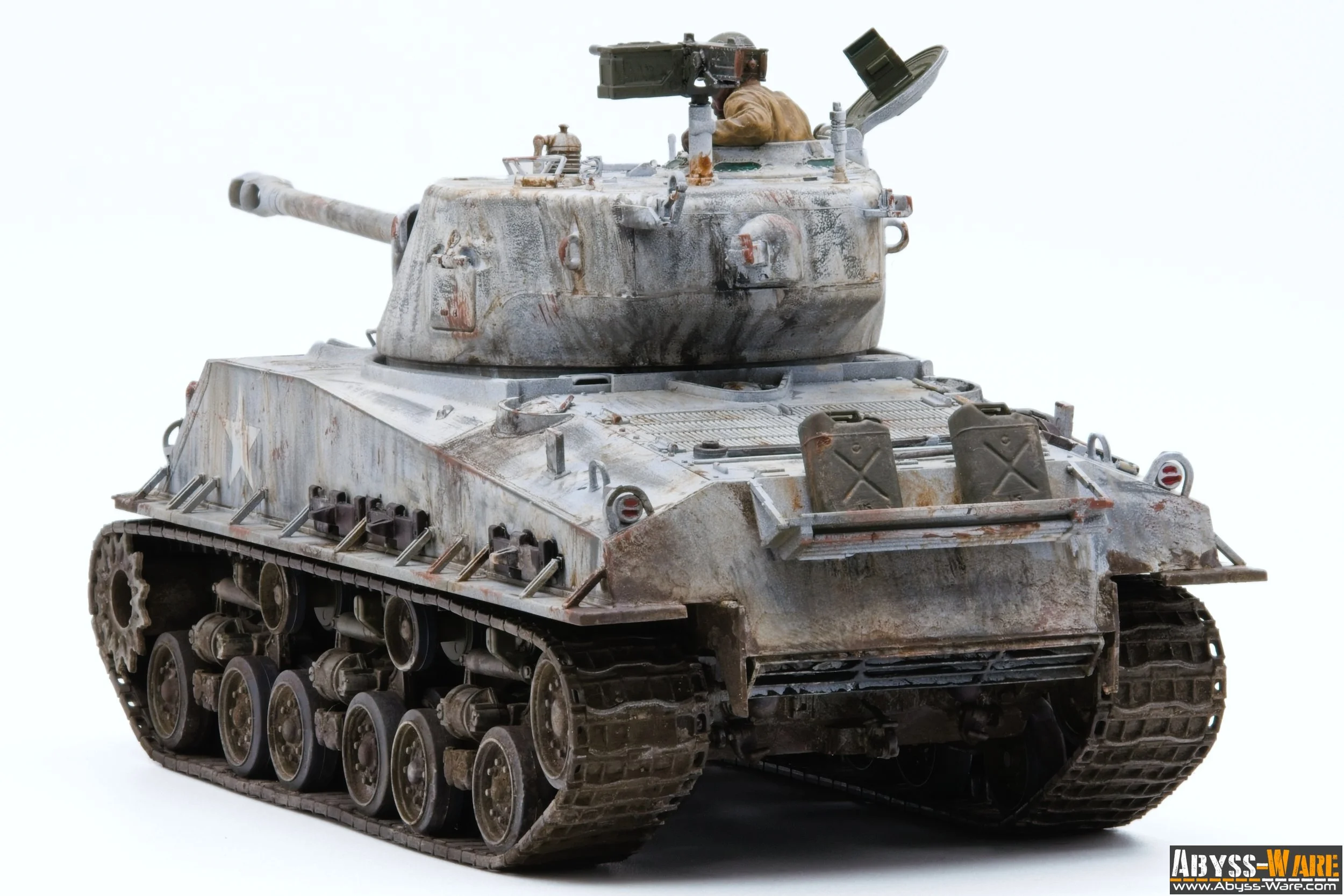 Model of a weathered, battle-worn tank with a turret, gun barrel, tracks, and various details, isolated on a white background.