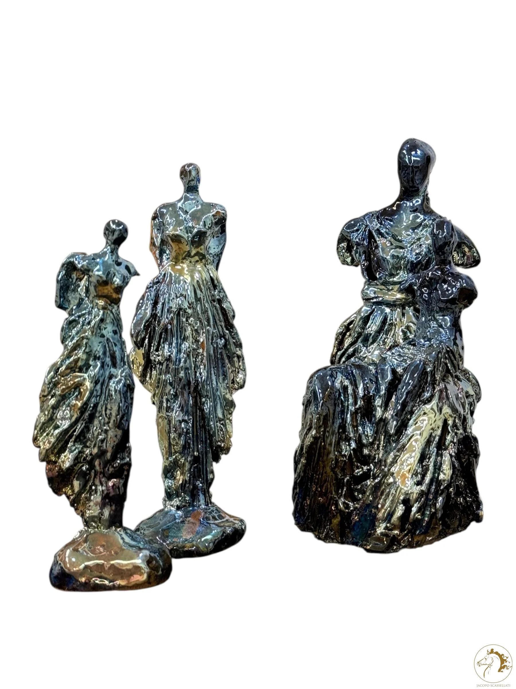 Frammenti Angelici, ceramica smaltata a gran fuoco, 33 x 18 x 13 cm