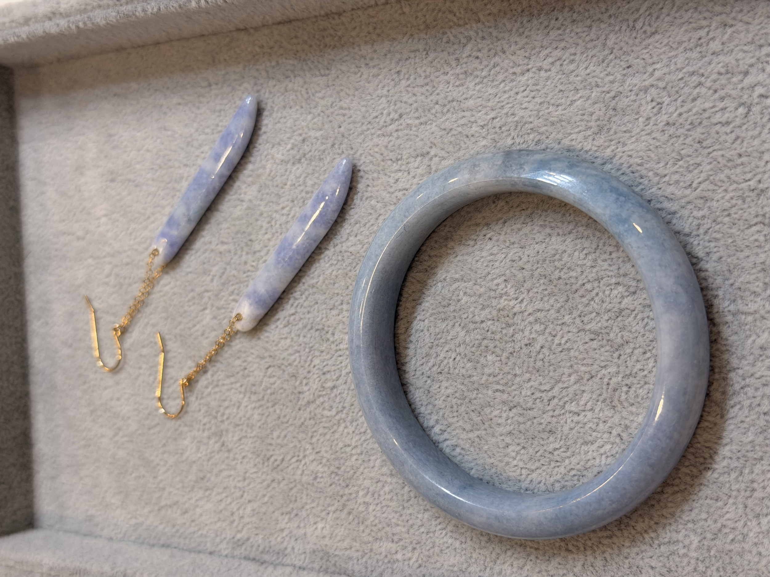 Rare Beautiful Lilac Purple Type A Jadeite Jade Bangle with matching dangle earrings with 14K gold filled