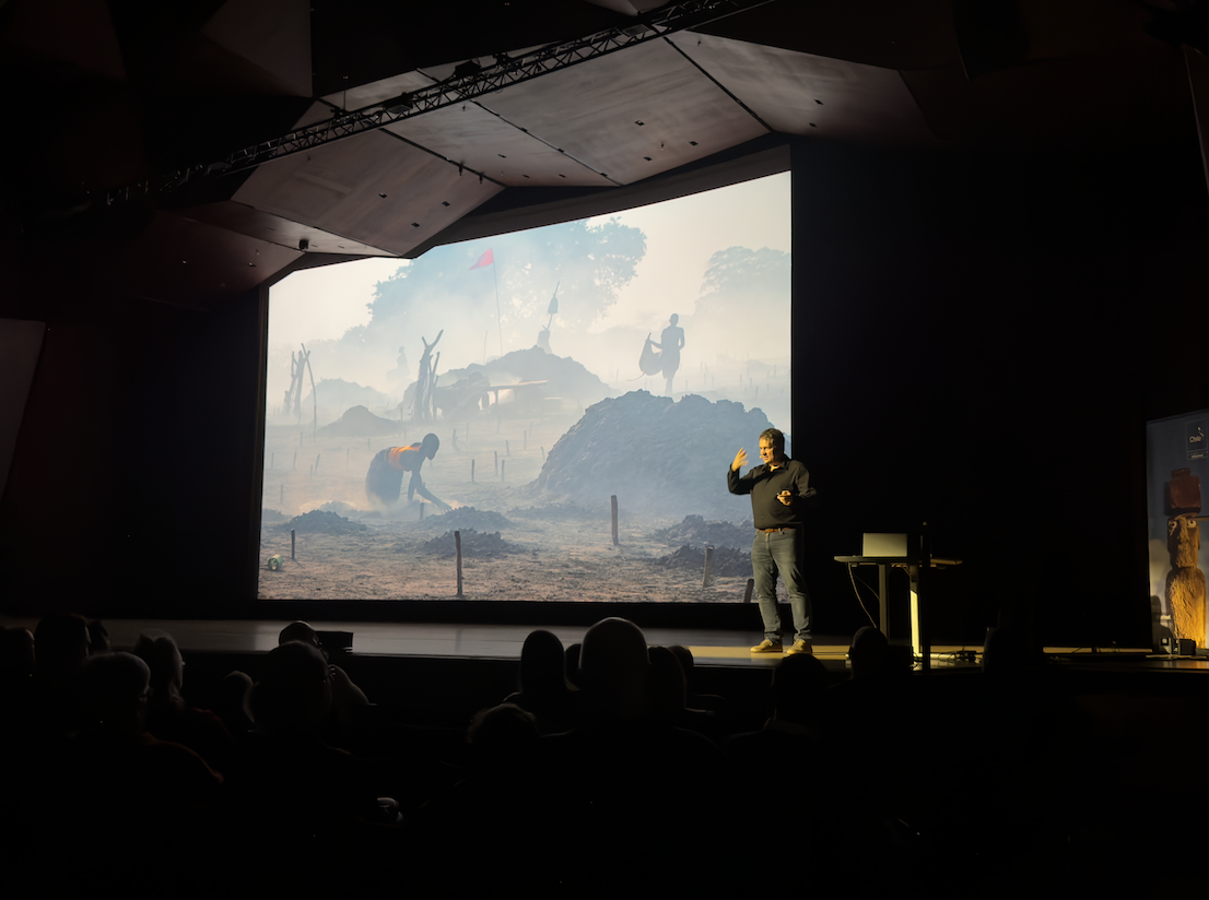 December: speaking event at Neustadthalle