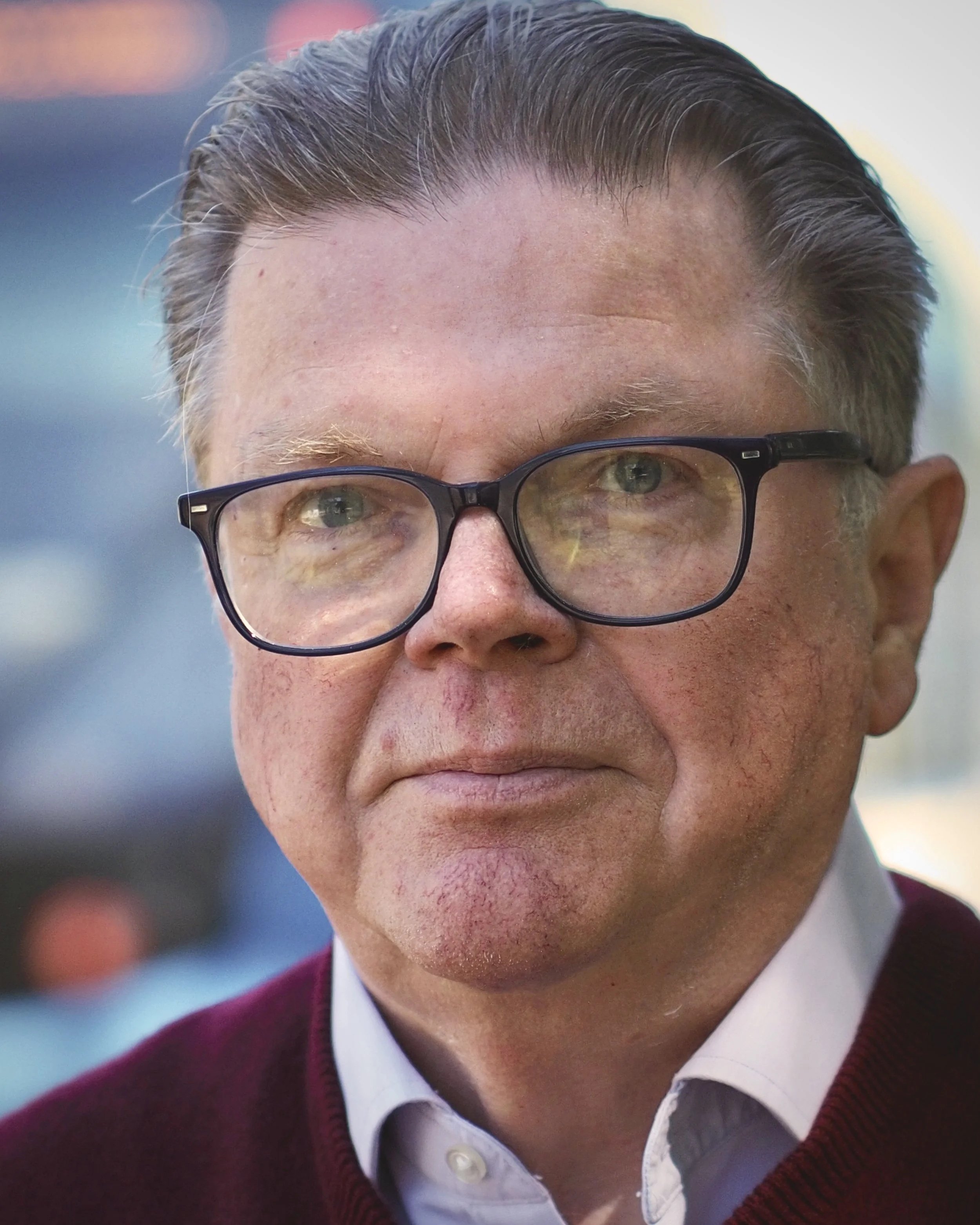 Lars H Ericsson
