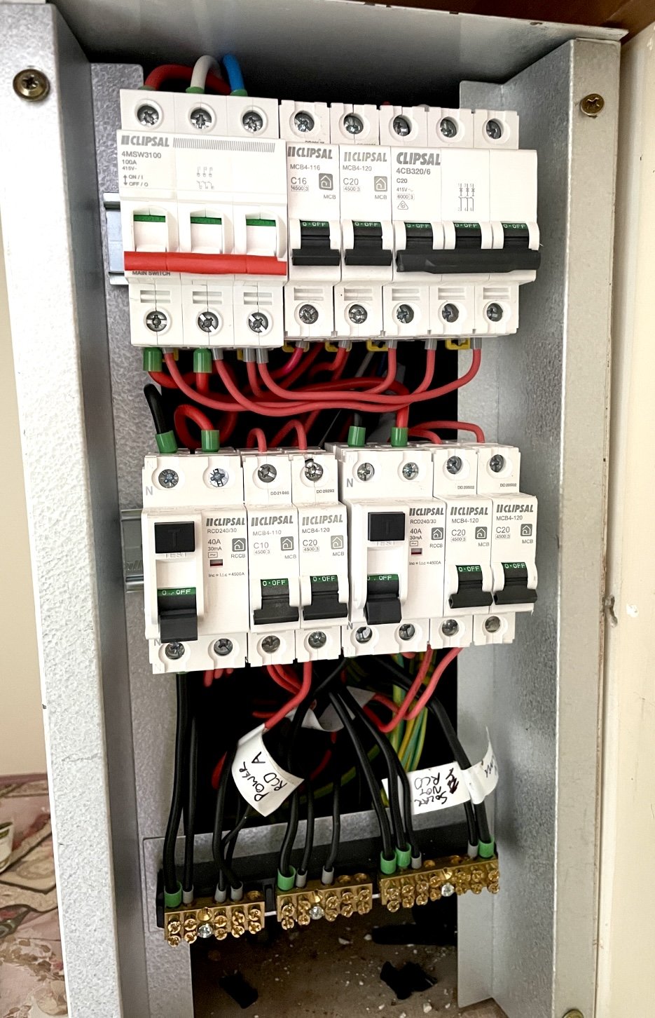 Oranssi project: studio shed