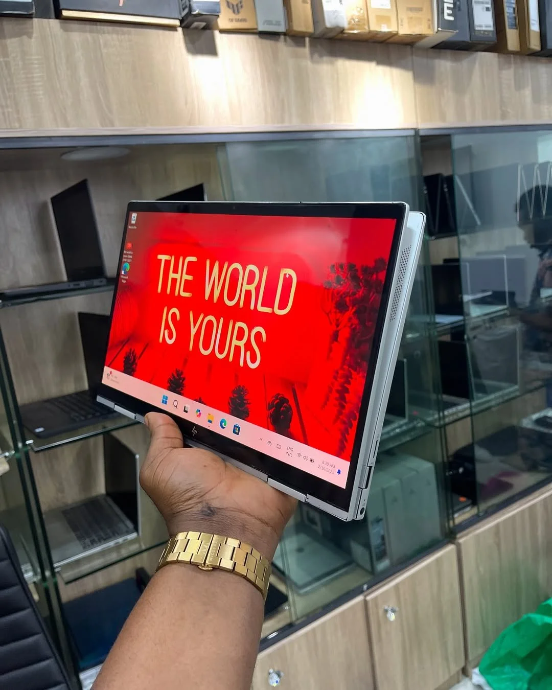 KALINGANE GADGETS STORE 