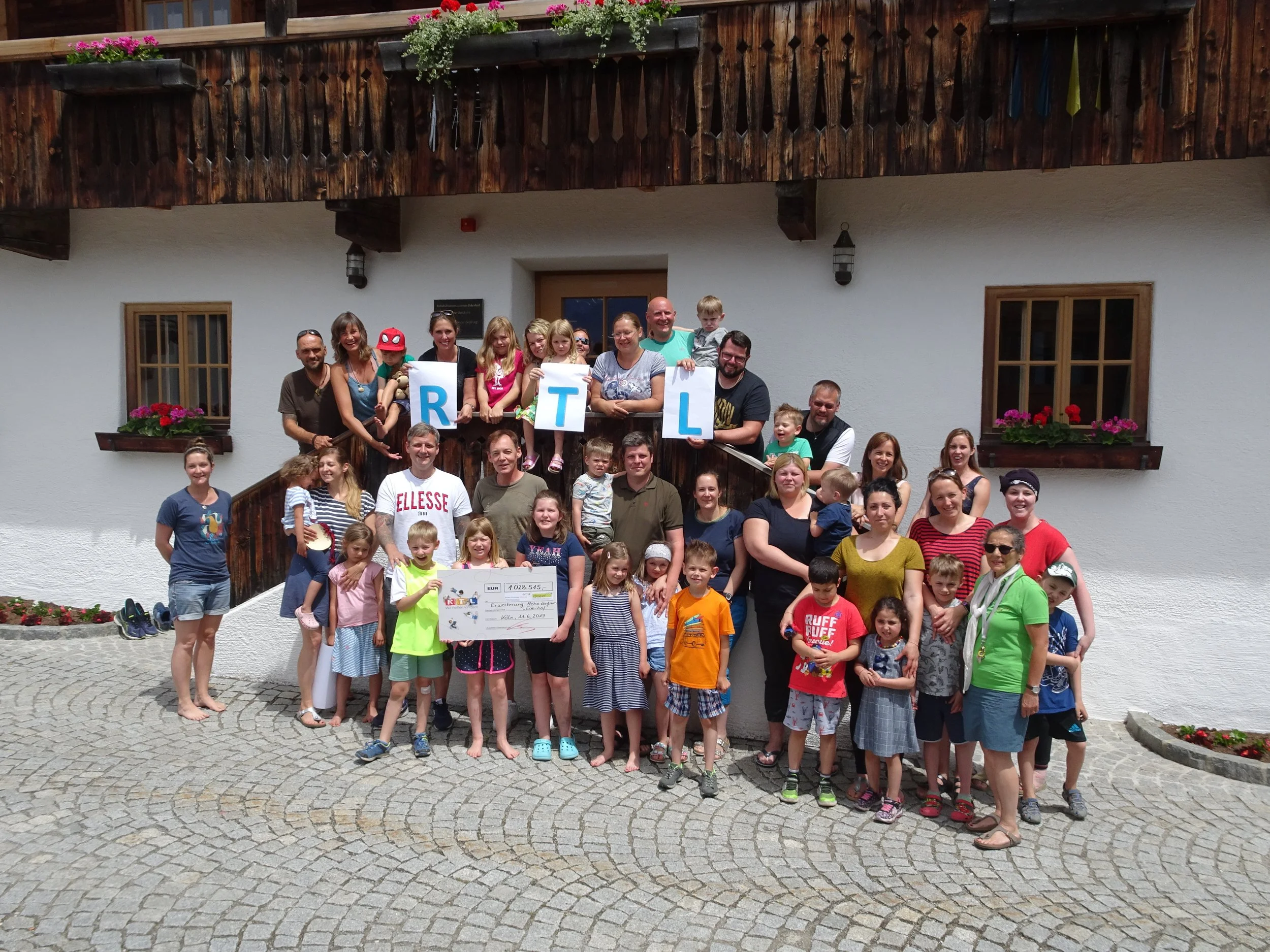 2019-06_Dank Ederhof an RTL.JPG