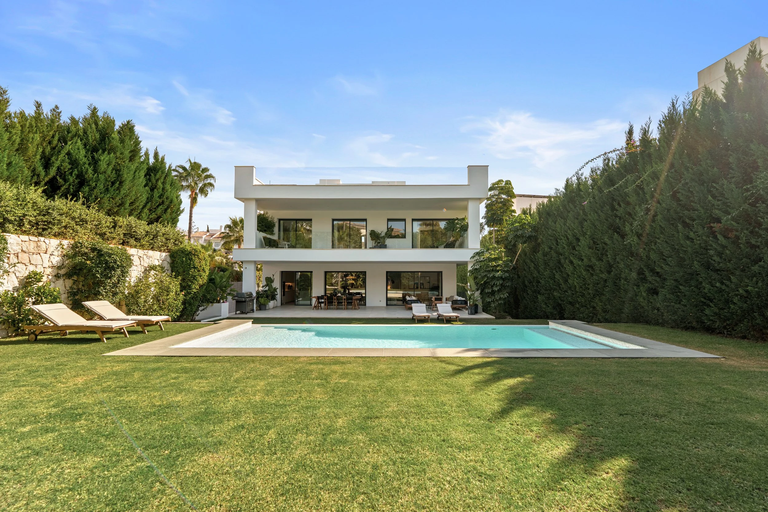luxury-villa-nueva-andalucia-marbella-exterior-pool-CMH2429S.jpg