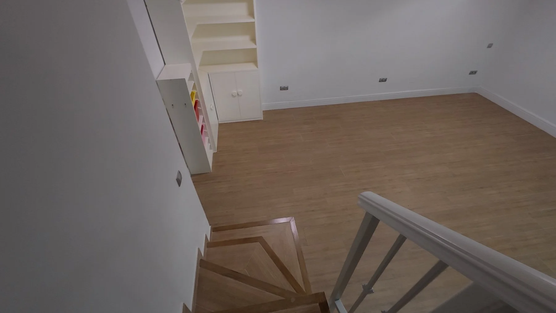 marbella-townhouse-valdeolletas-pool-view-R5079868.jpg (14 of 24).jpg