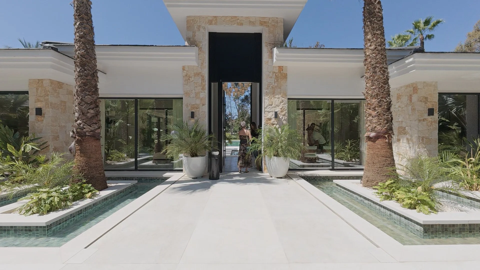 Osmo action 5_0388.00_00_52_01.Still001.jpg