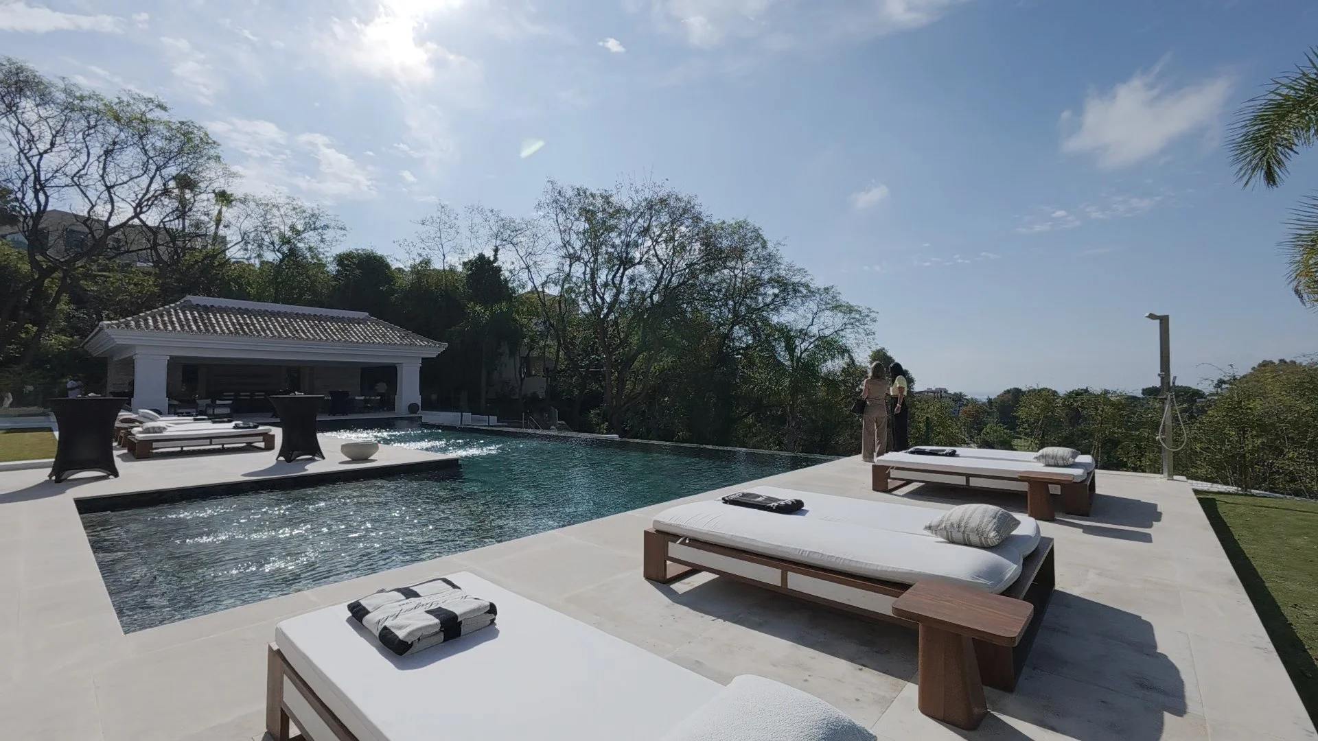 Pocket 3_0001.00_06_27_16.Still008.jpg