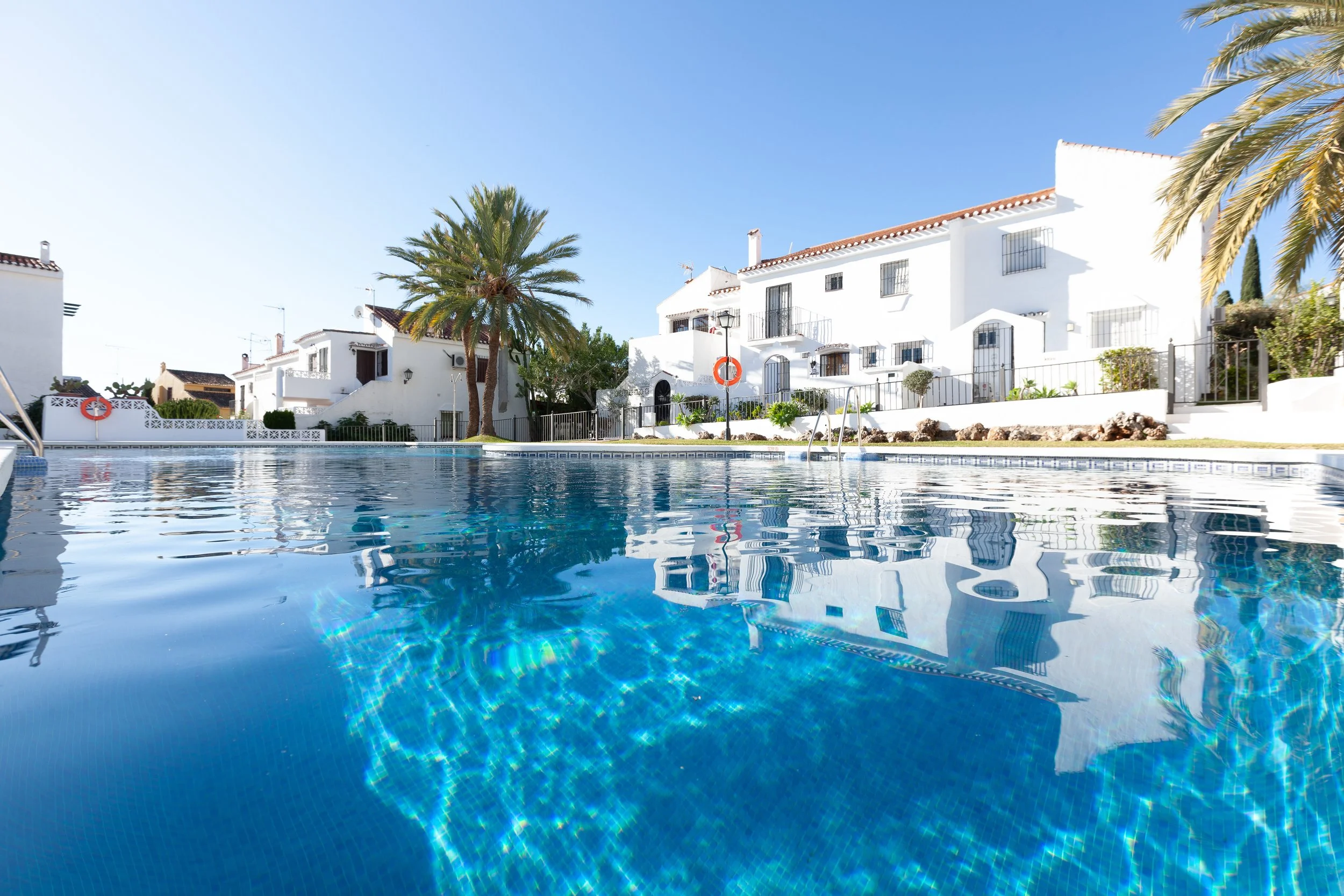 Townhouse for Renovation in Las Cancelas, Marbella | 365.000€)