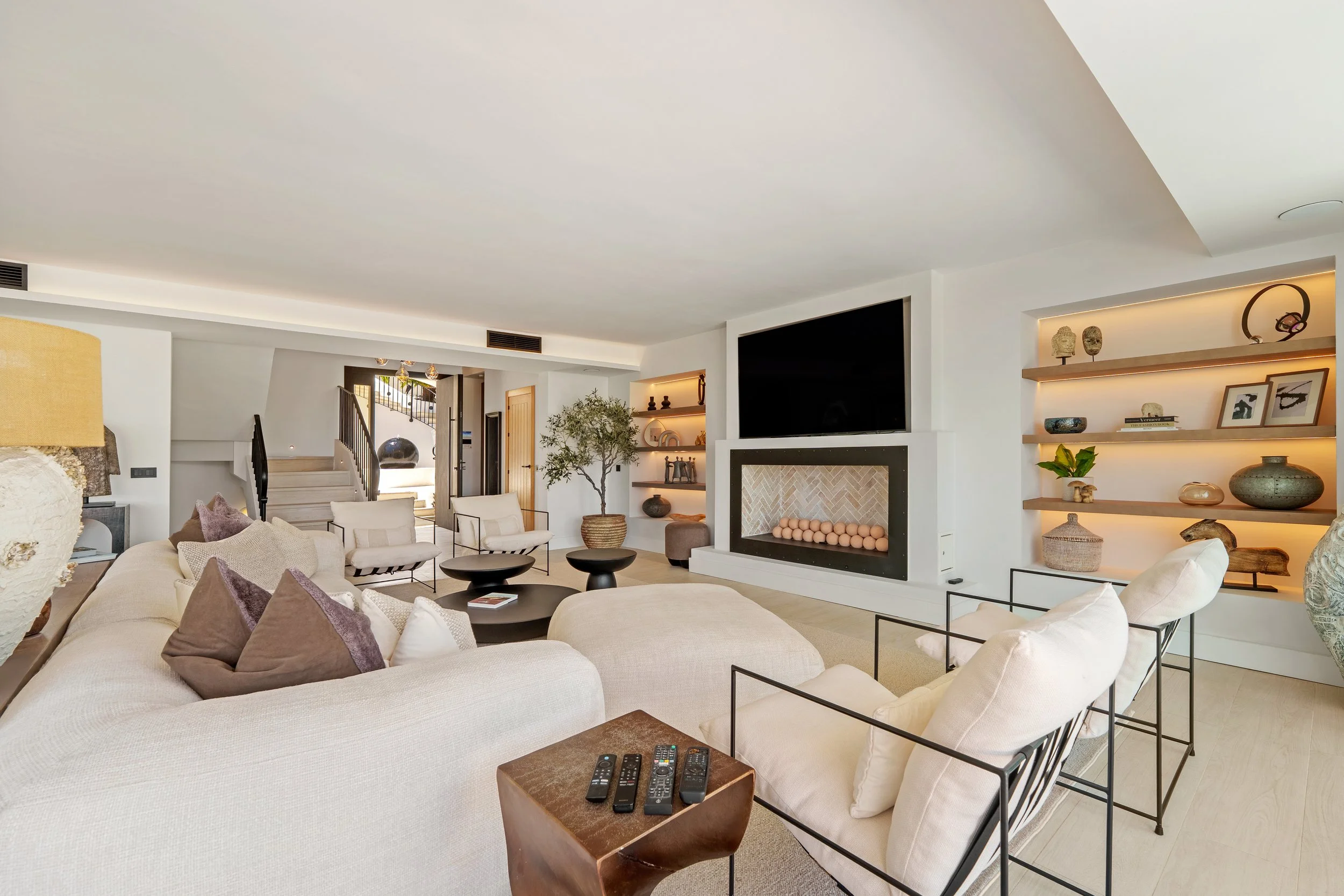 VillaAlbaSmall- (3 of 77).jpg