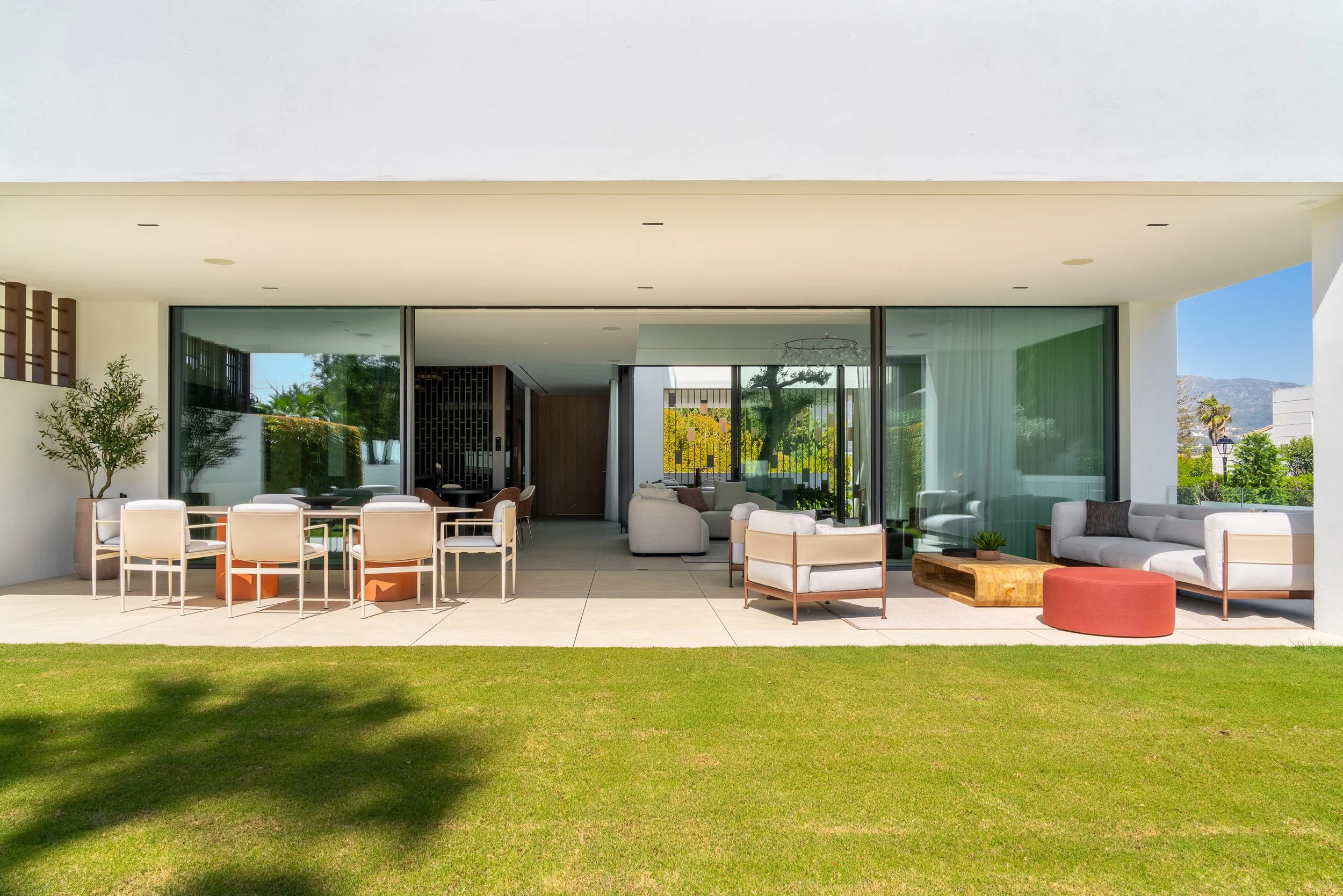 Seamless Indoor-Outdoor Lifestyle