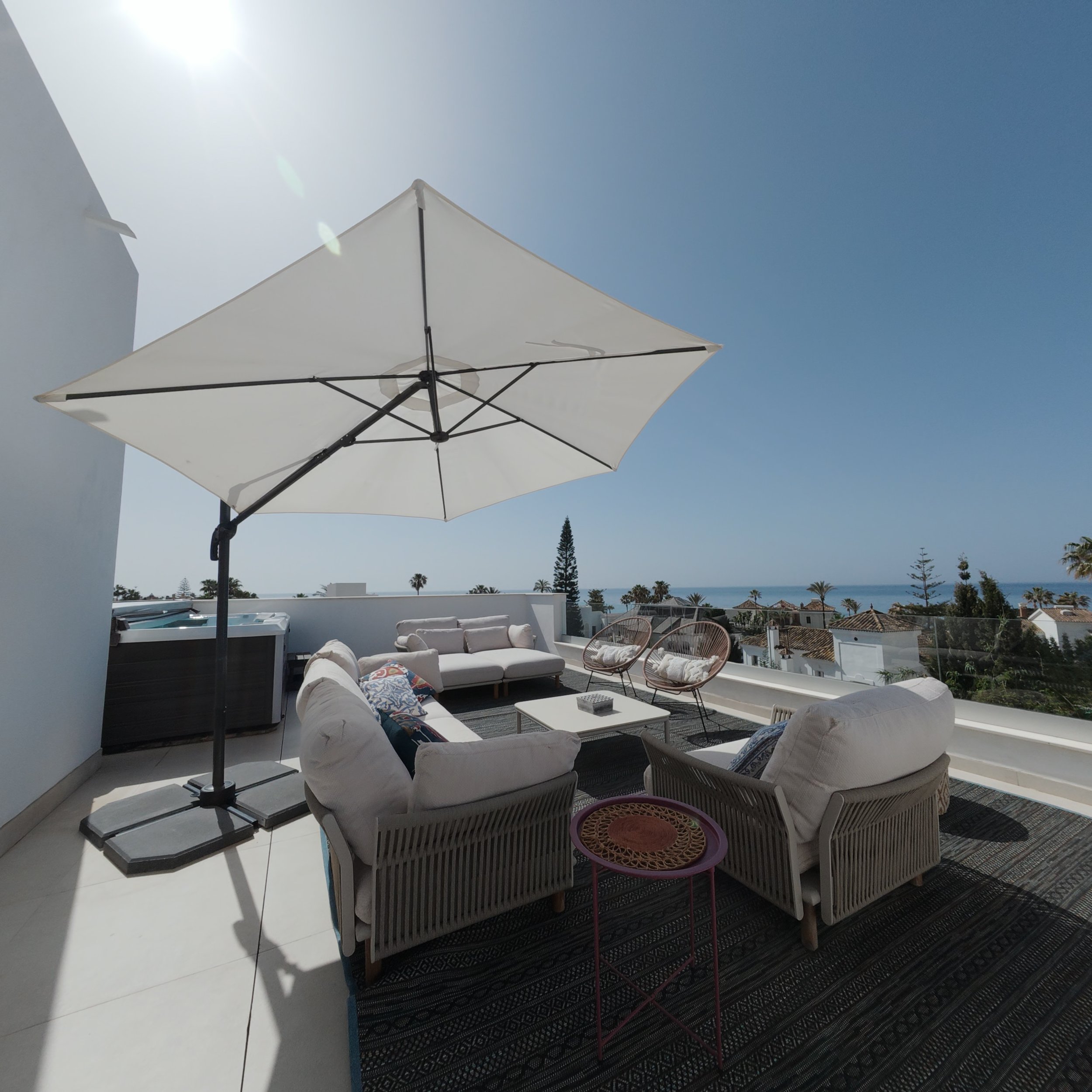 Rooftop Sea View Terrace