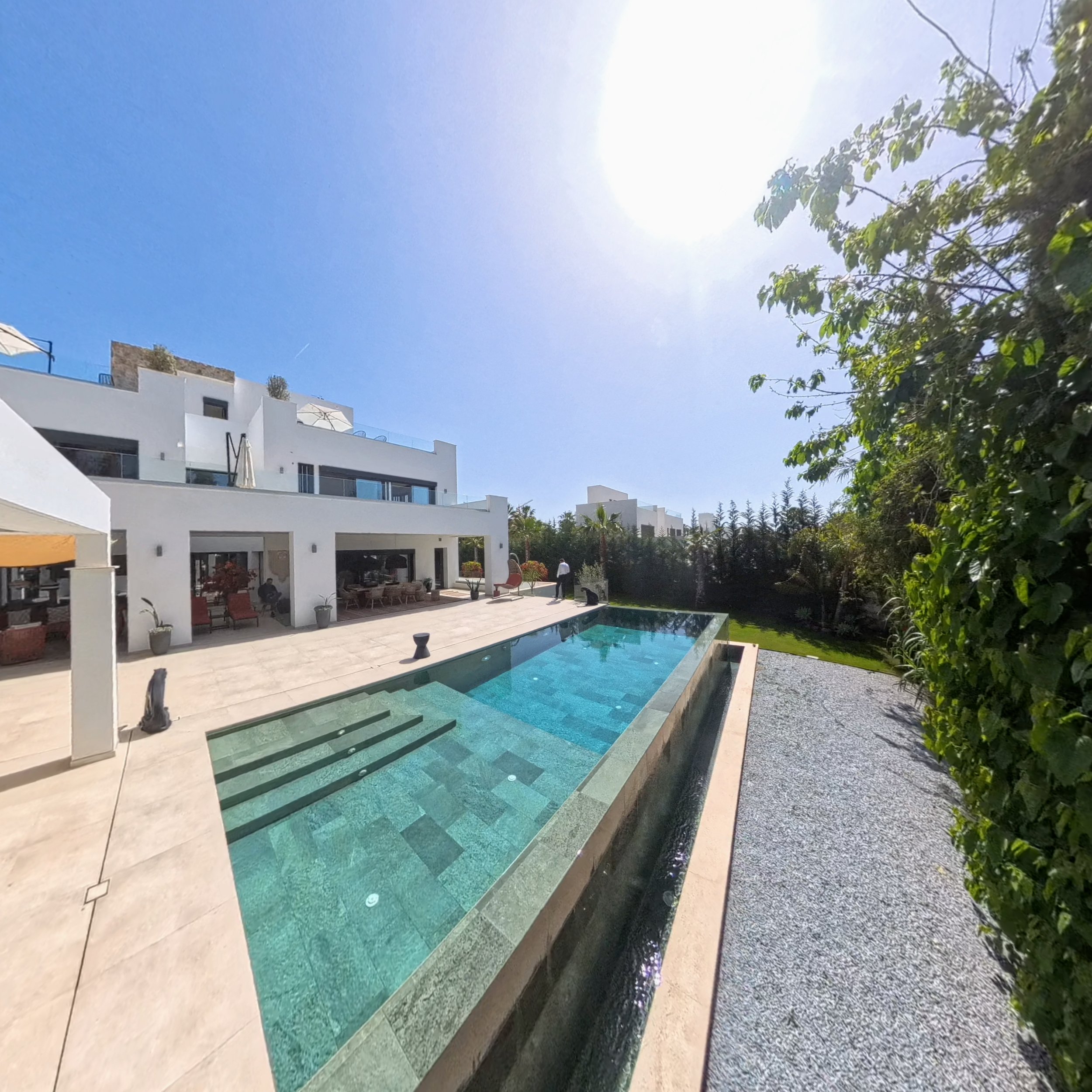 Modern Beachside Oasis Las Chapas