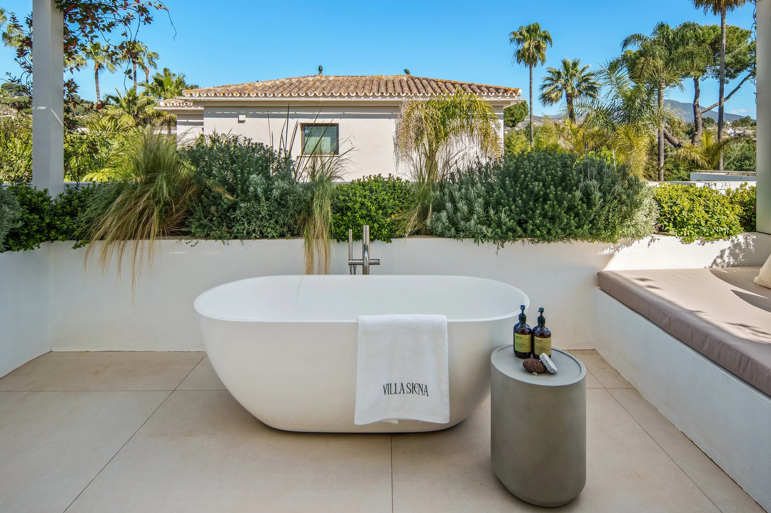 SV Villa Siena Small-12.jpg