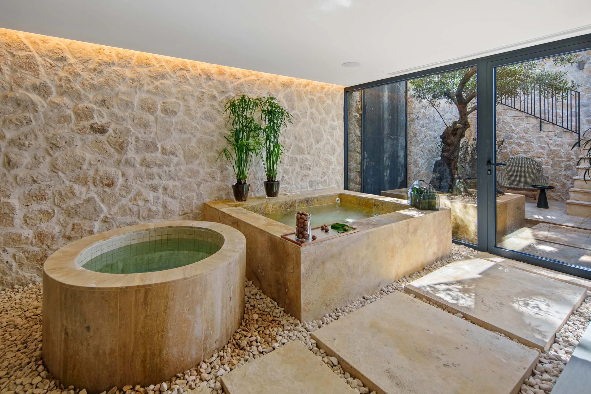 nueva-andalucia-modern-villa-interior-design-CMH2561S20.jpg