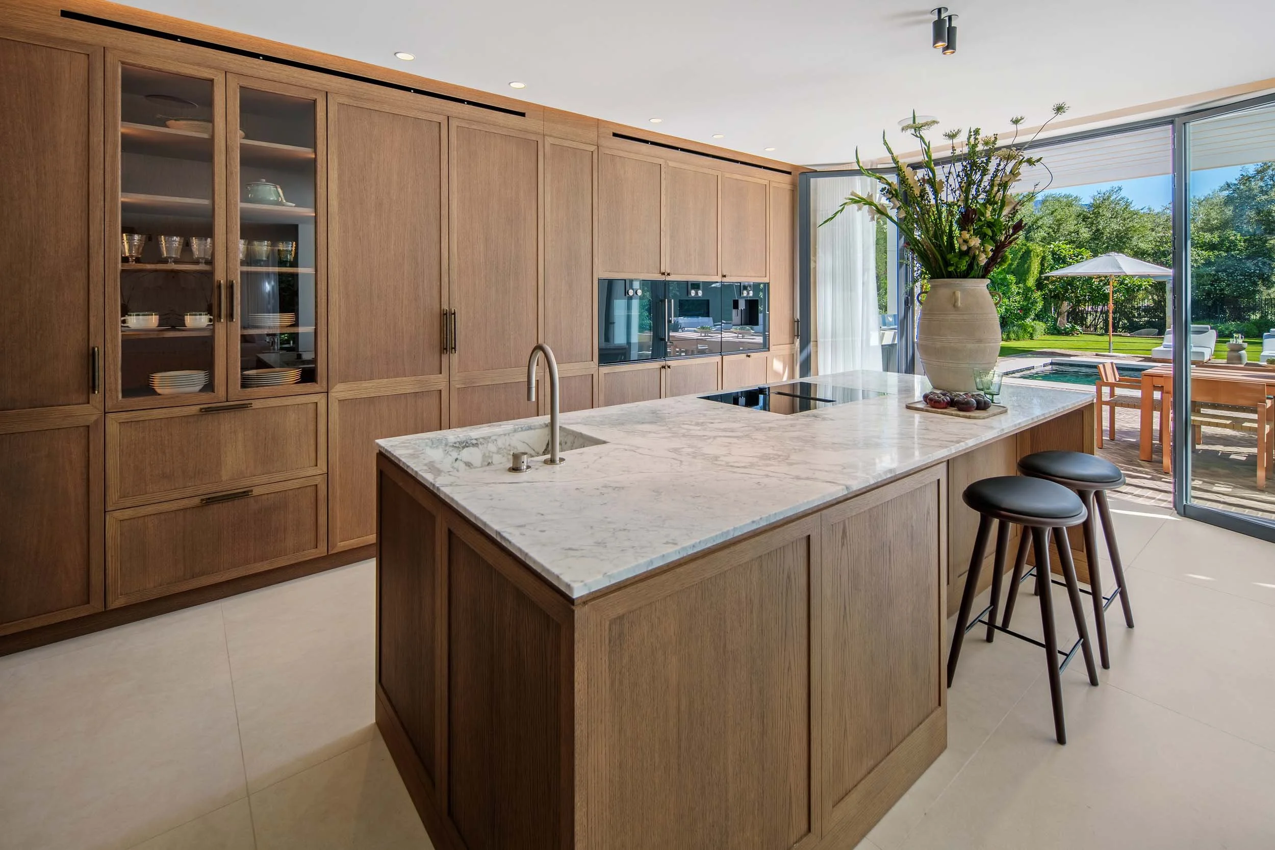 modern-minimalist-kitchen-oak-cabinetry-marbella-CMH2561S.jpg