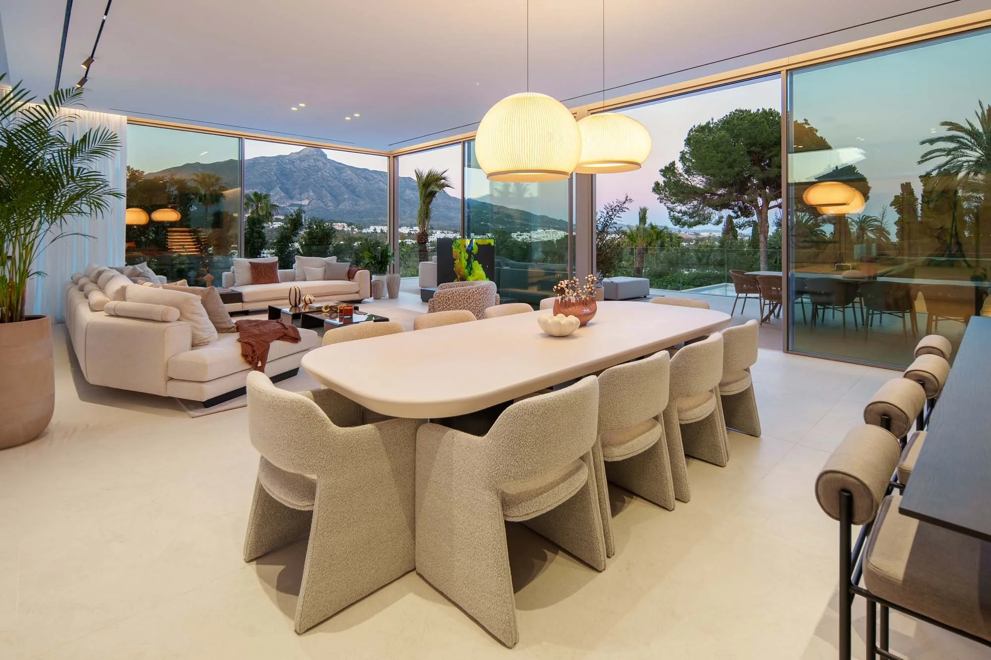 Sheltered Al Fresco Dining Skyline