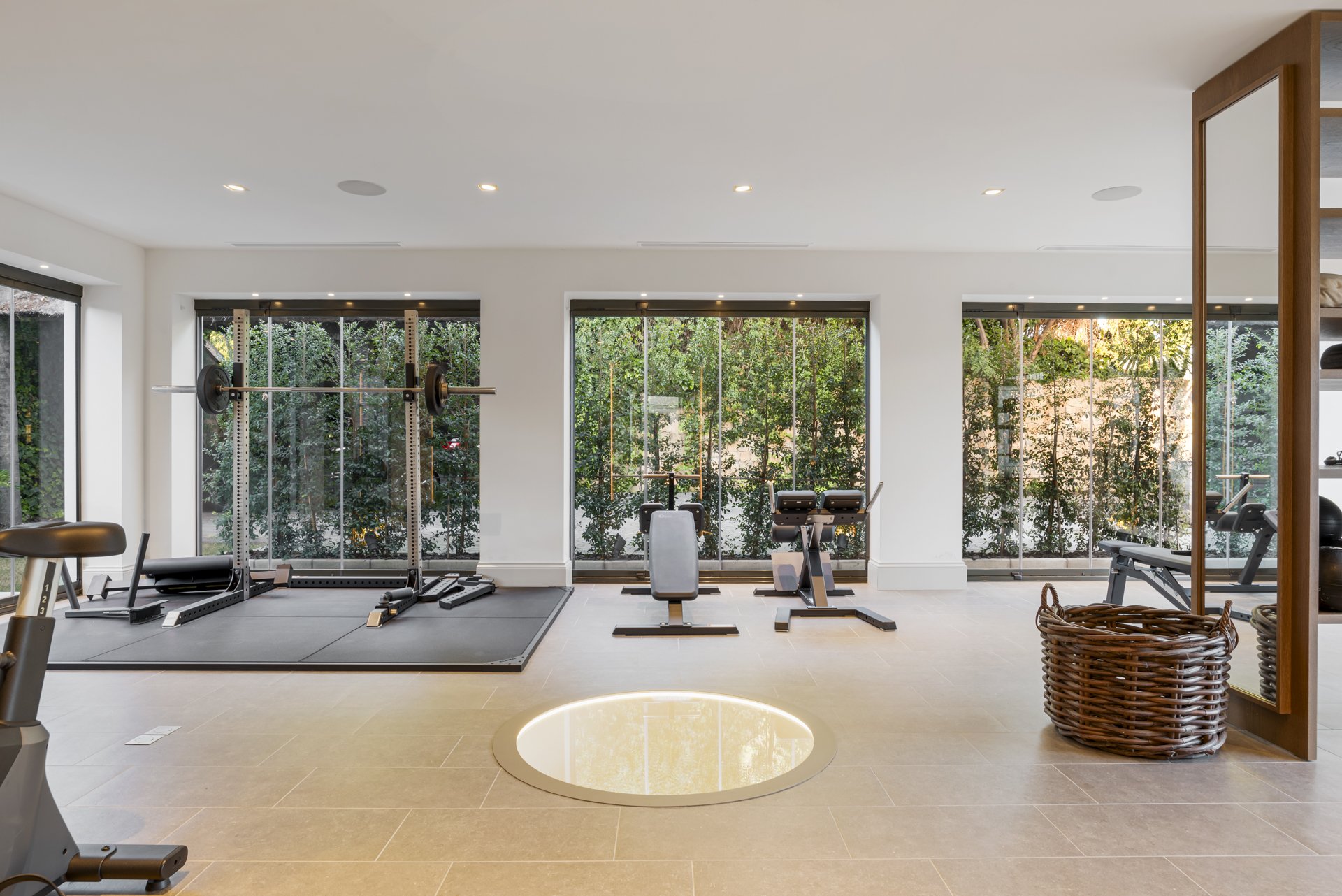 private-home-gym-fitness-suite-marbella-CMH2550s.jpg