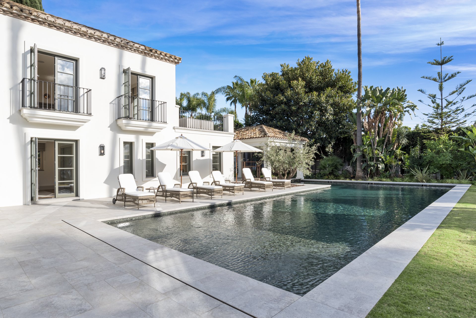Refined 5-Bed Luxury Villa for Sale in Nueva Andalucía, Marbella | CMH2550s