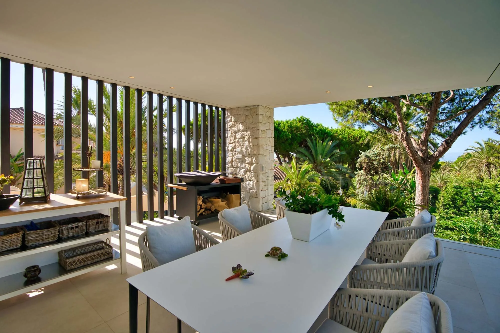 Covered Al Fresco Dining &amp; BBQ