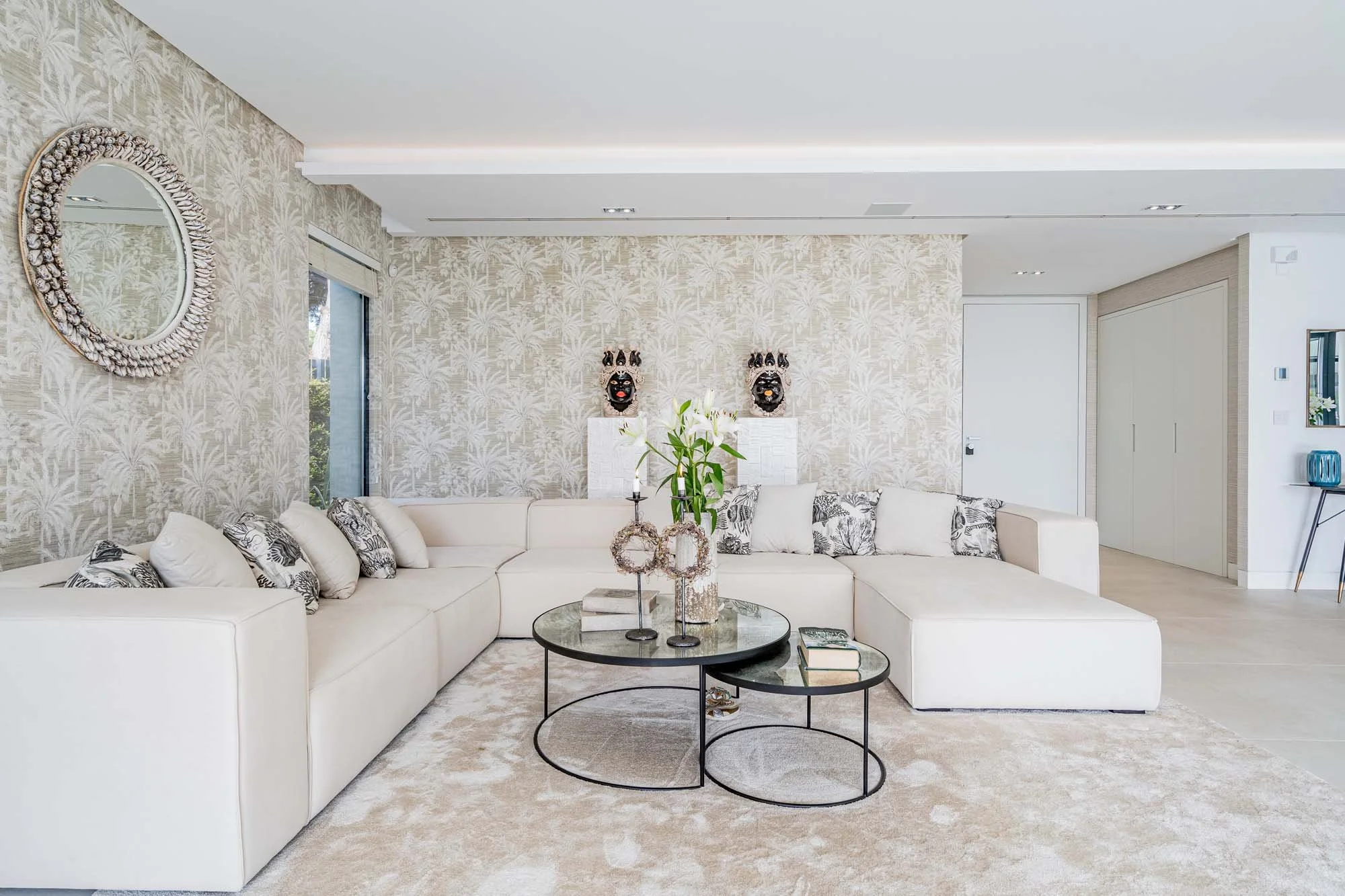 Open-Plan Living Salon