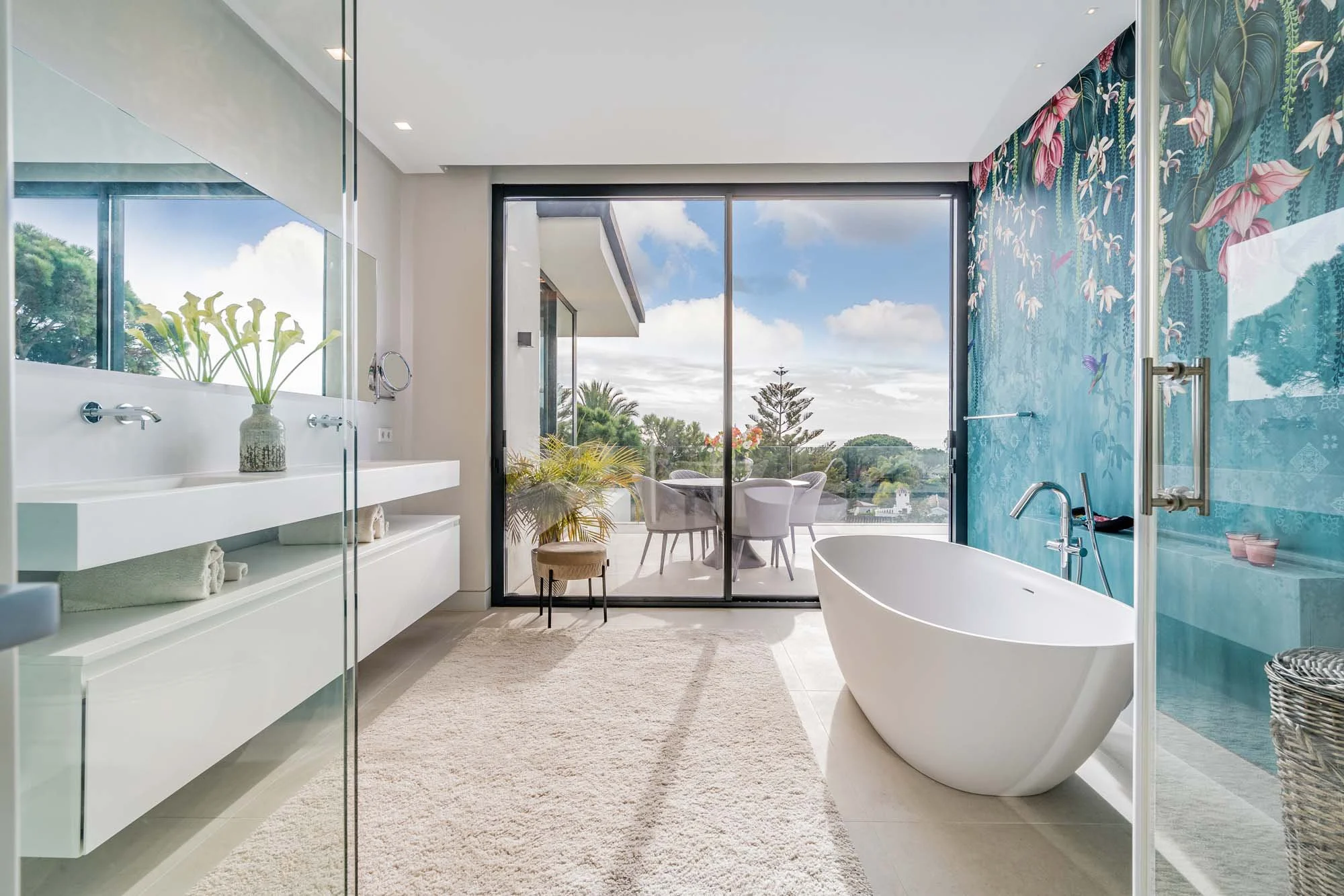 Primary En-Suite Freestanding Bath